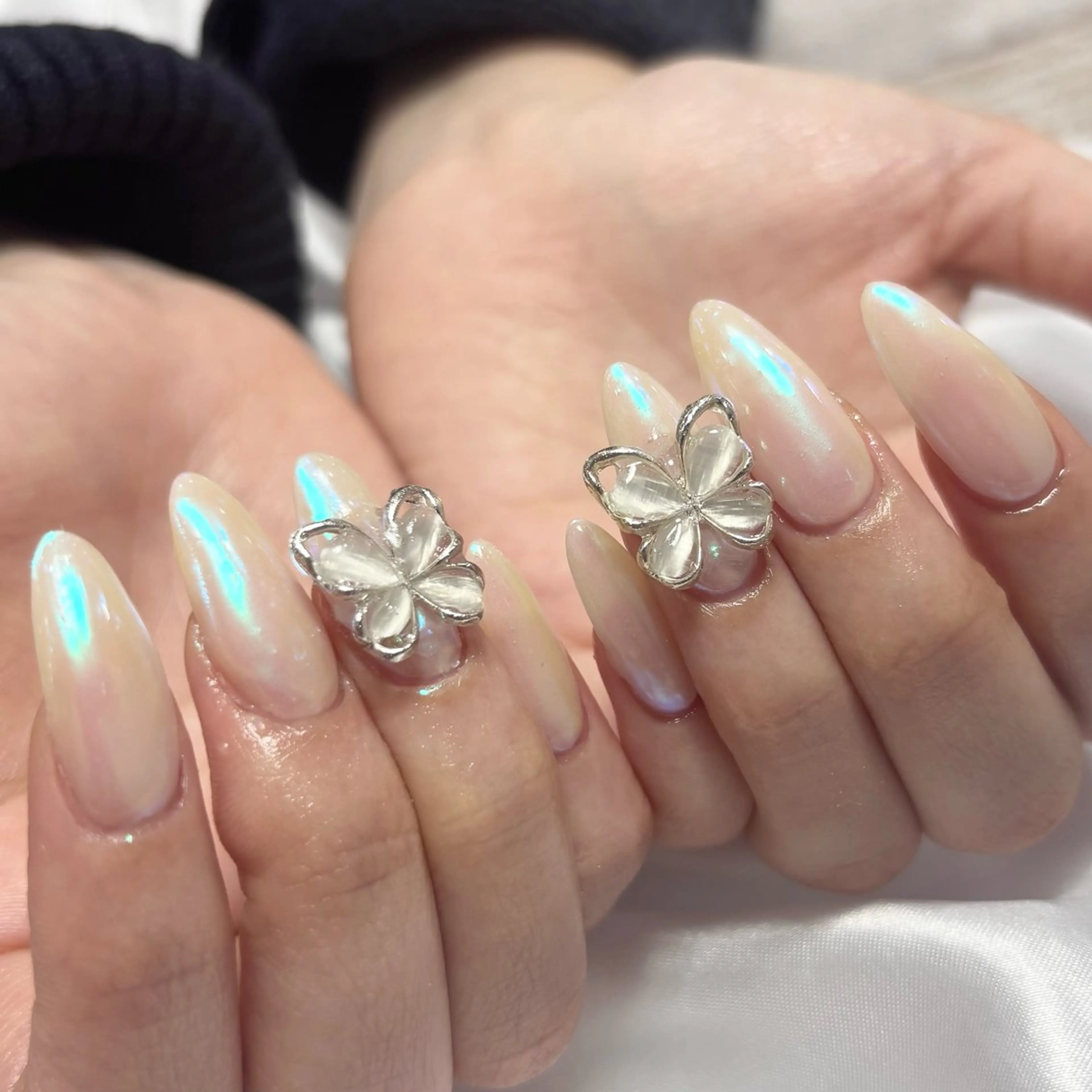 ネイル オーロラネイル Ray nail   WAKA️🫧のネイルデザイン