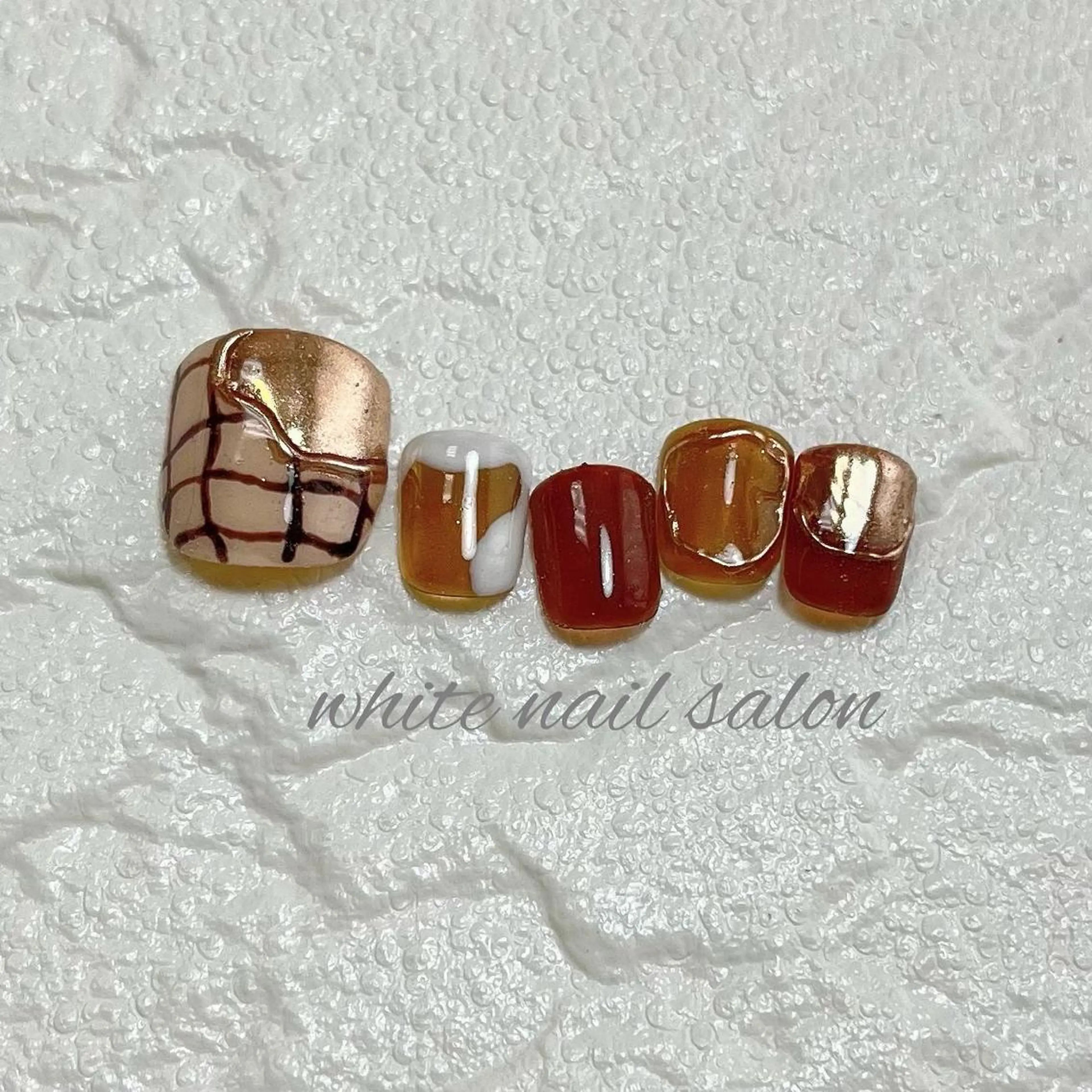 ネイル フットネイル ジェルネイル ハードジェル ラメ(グリッター) 持ち込み フットネイル white nail salonのネイルデザイン