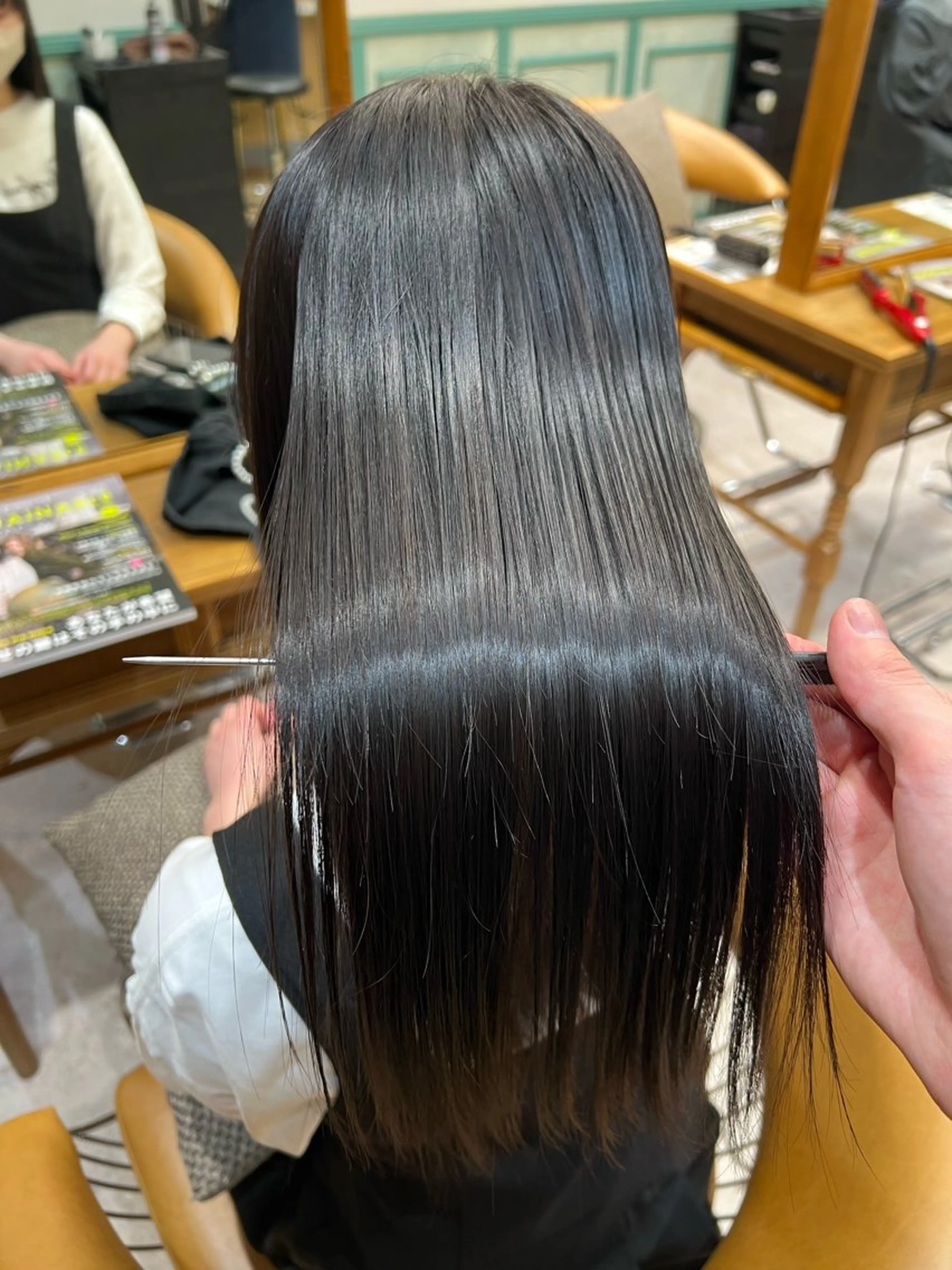 セミロング 韓国レイヤーカット/ 縮毛矯正/羽田航のヘアスタイル