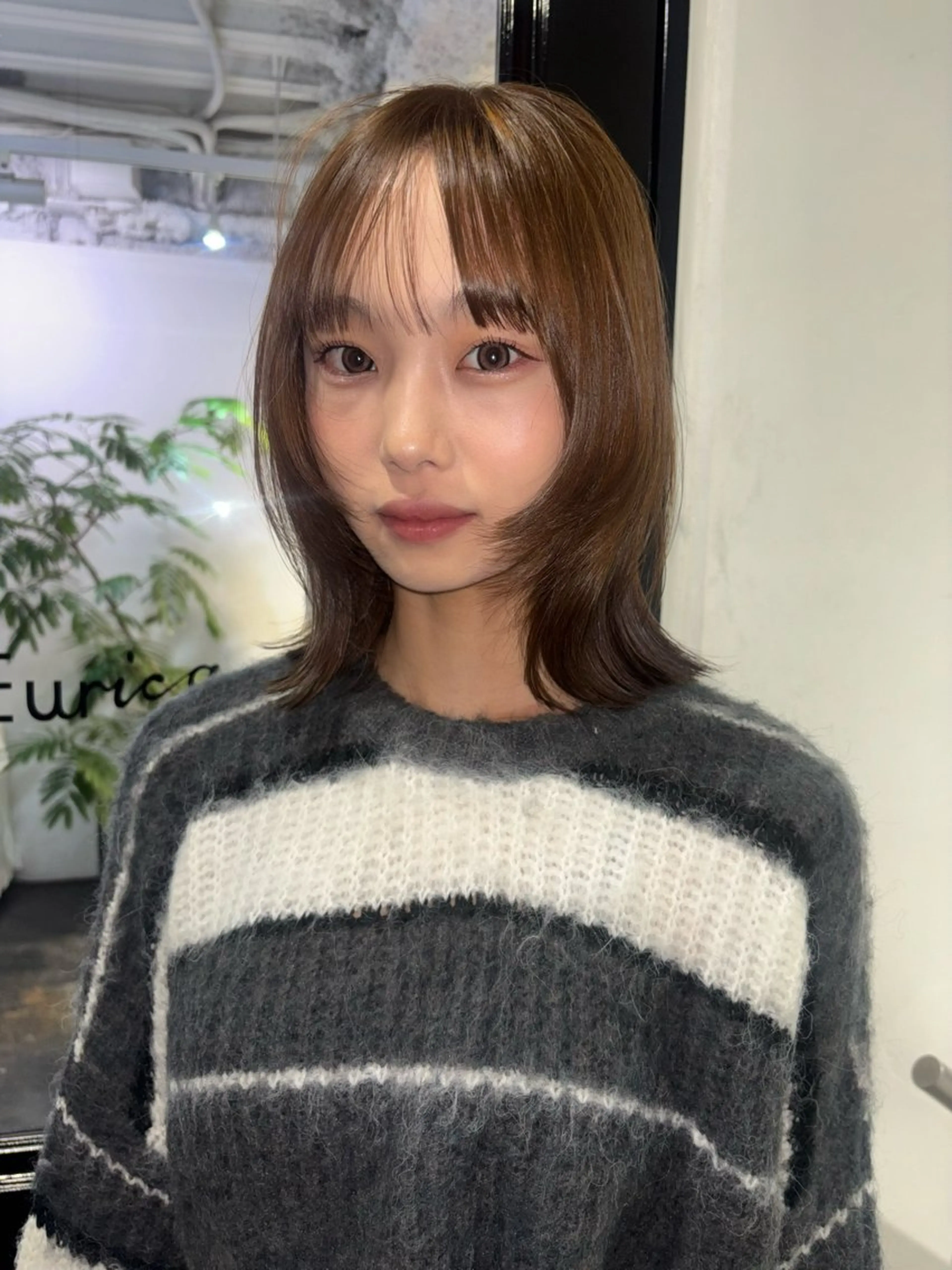 ミディアム レイヤーカット Hana/ハイトーン /レイヤーカットのヘアスタイル