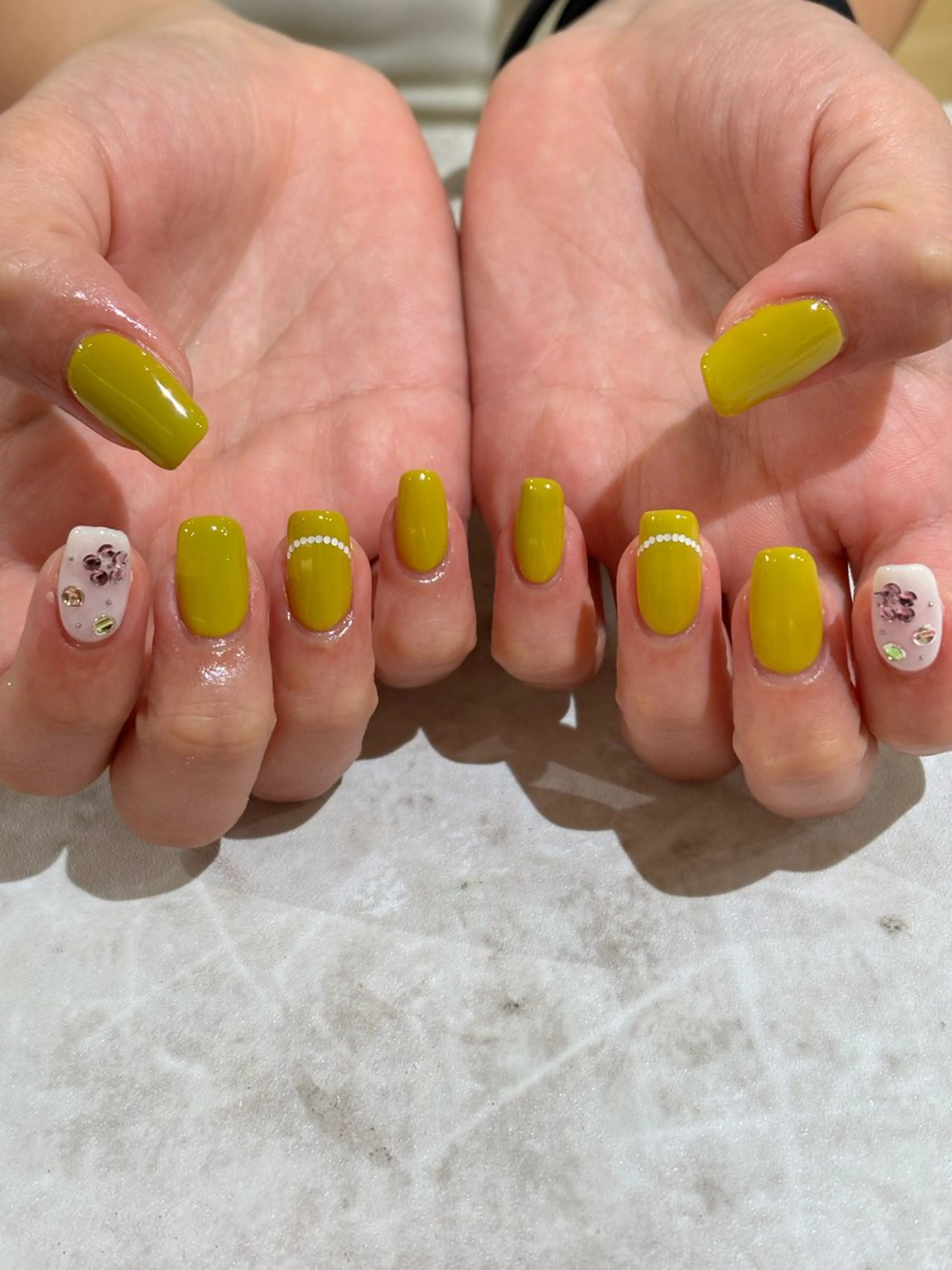 ネイル REINA .のネイルデザイン