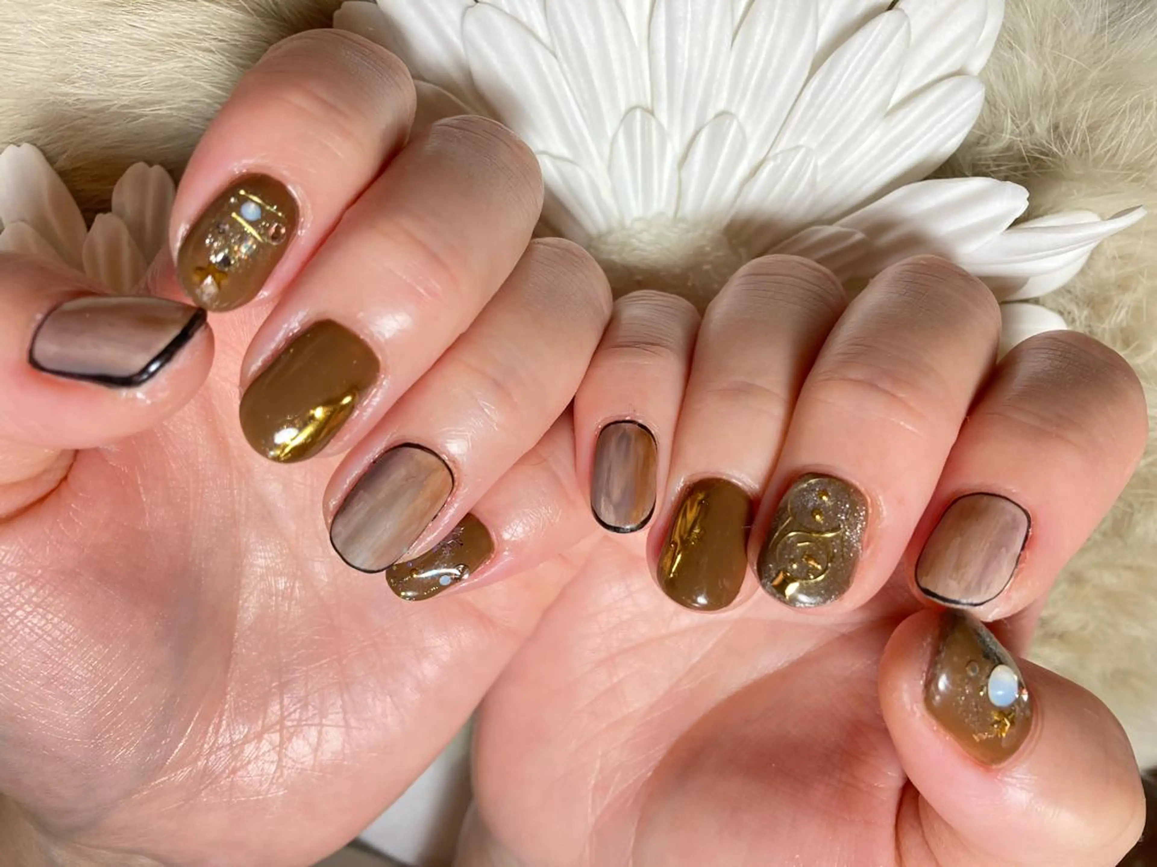 ネイル Yakko pas á pasのネイルデザイン