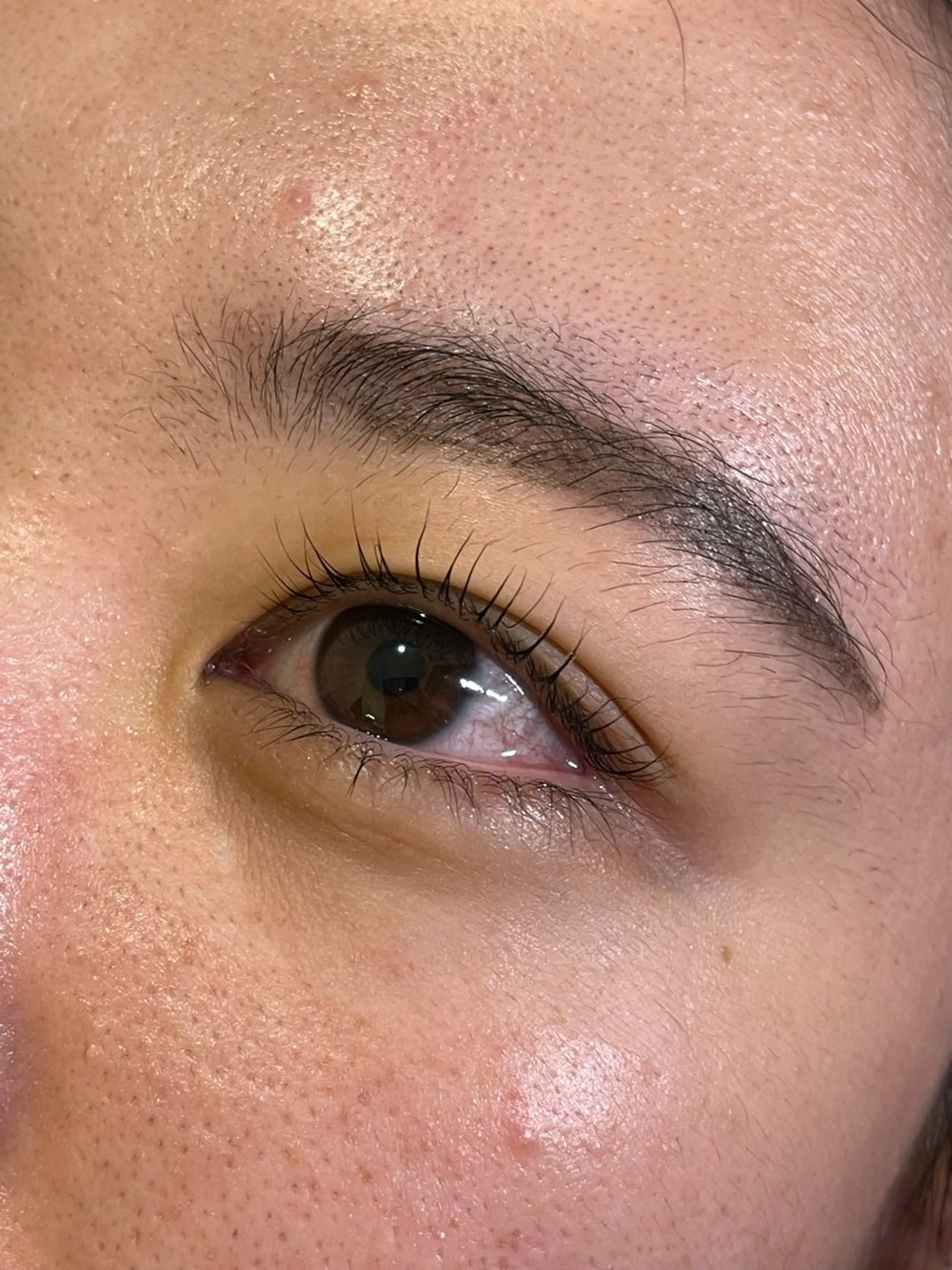 マツエク・マツパ cure所属・井上 真里奈のヘアスタイル