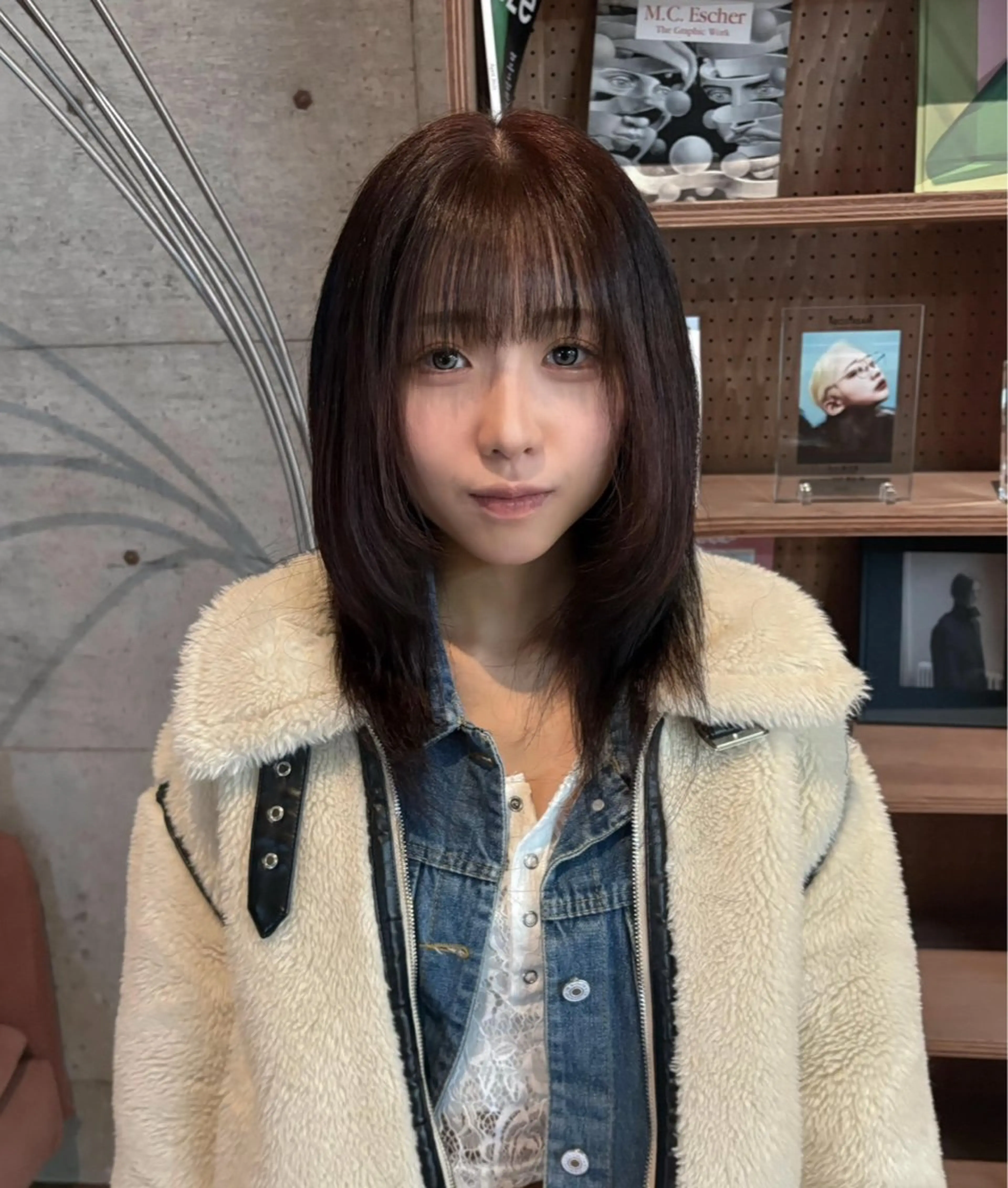 セミロング カラー ブリーチ ヘアカラー sica所属・【sica】 チナのヘアスタイル