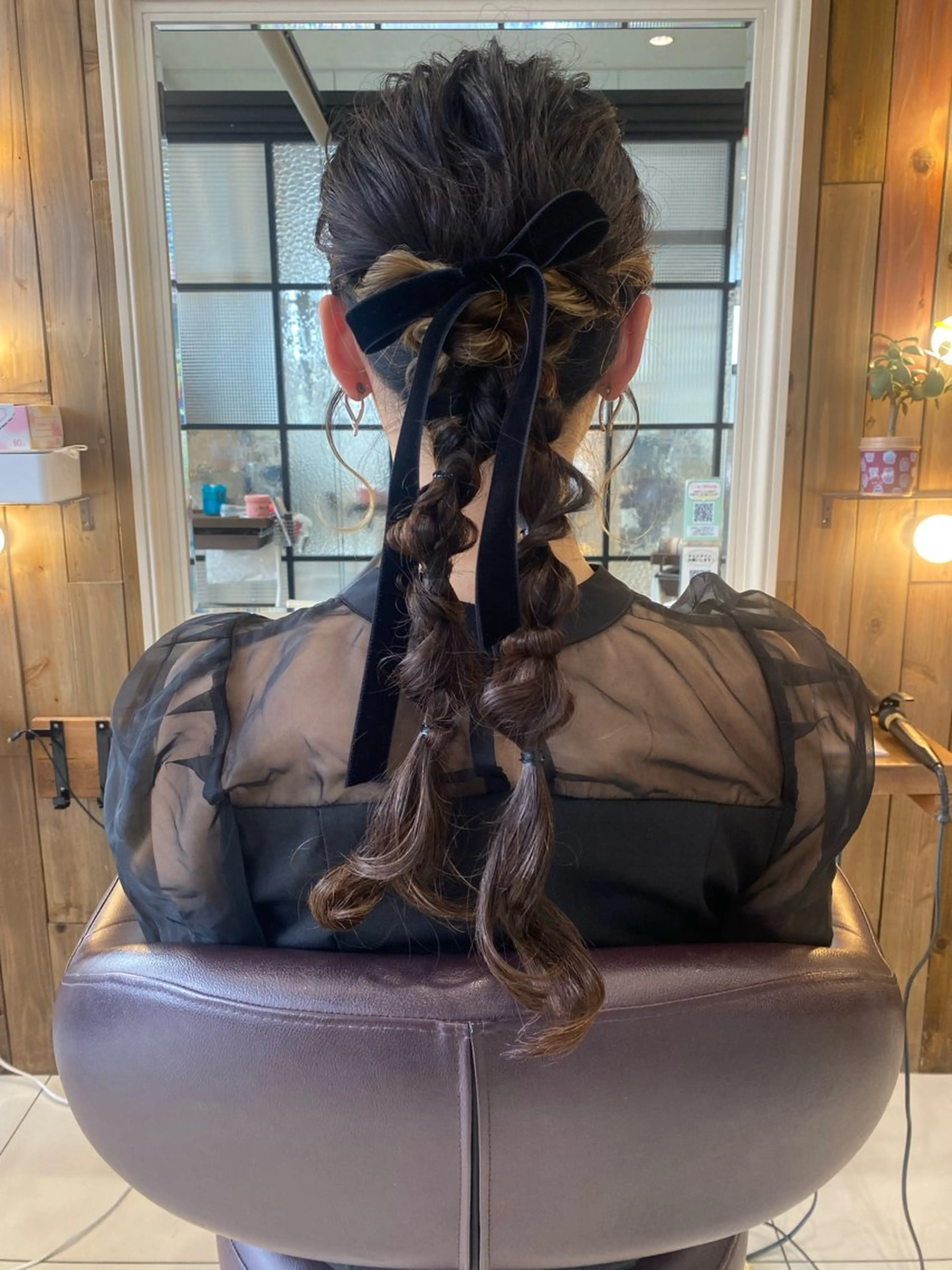 ロング ヘアアレンジ riho/ブリーチ/ デザインカラー/辻堂のヘアスタイル