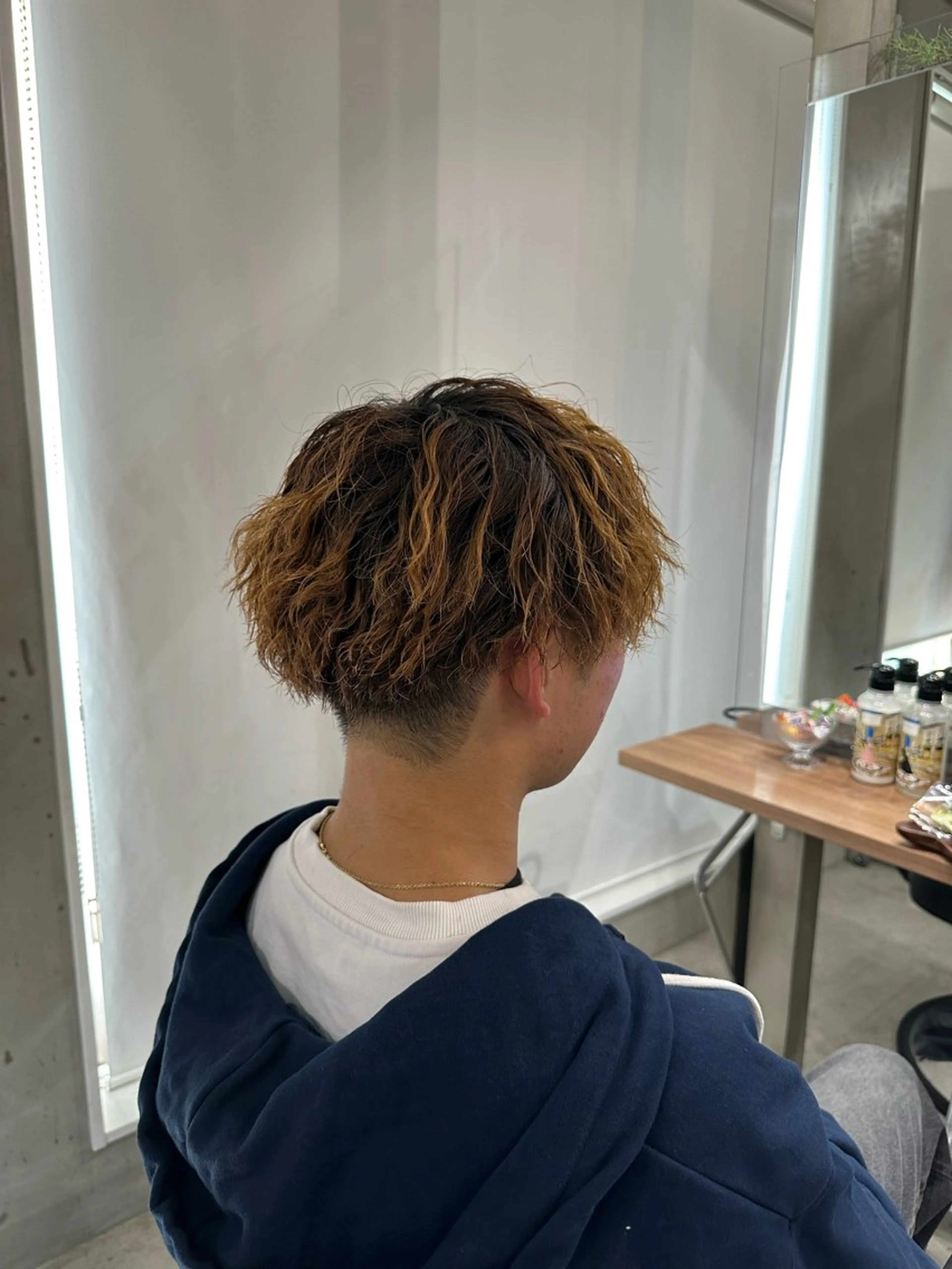 ミディアム パーマ ミディアムパーマ ツイストスパイラルパーマ スパイラルパーマ カット パーマ 山田 翔夢のヘアスタイル