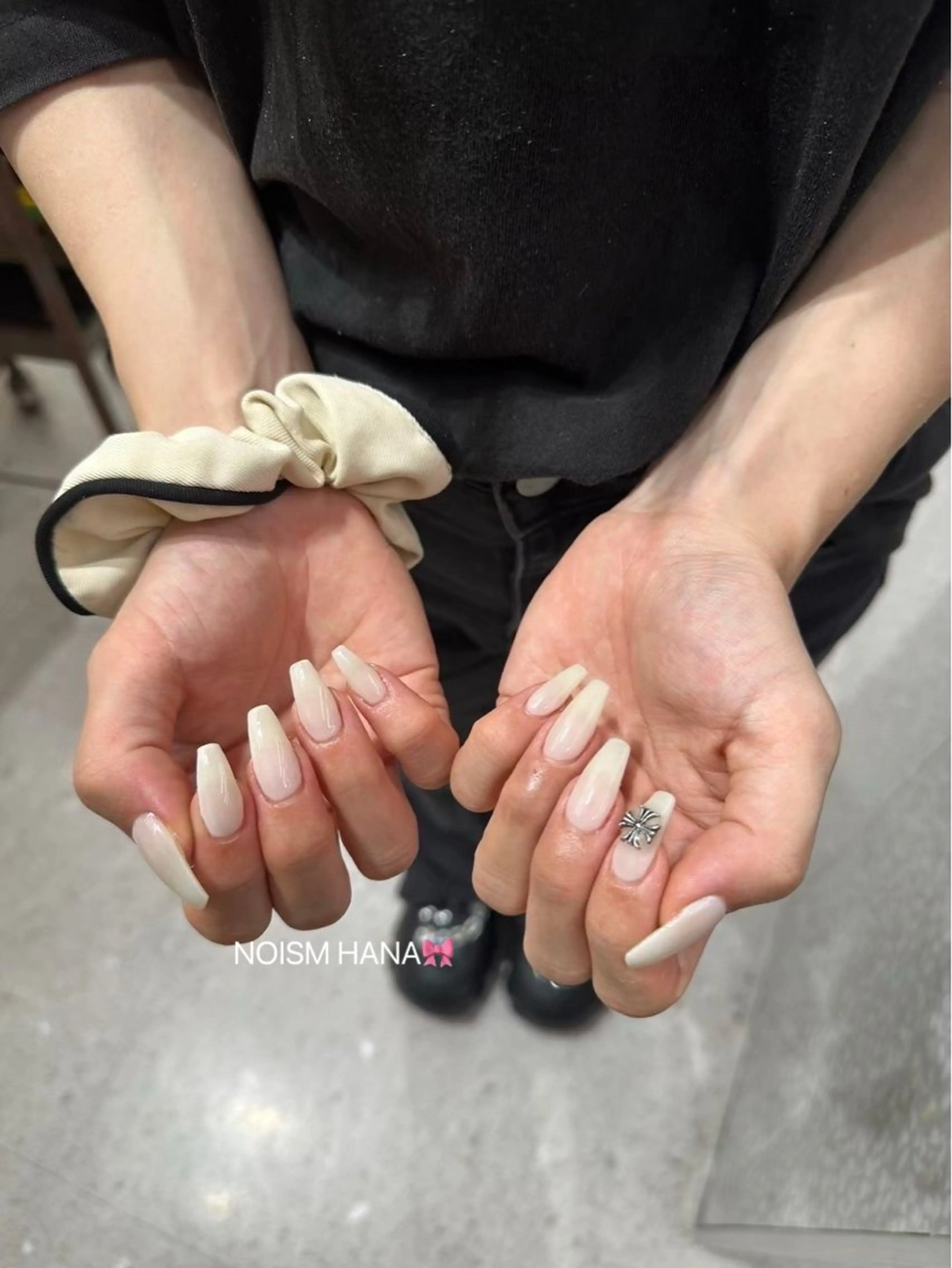 ネイル グラデーション キラキラネイル 韓国ネイル マグネットネイル ニュアンスネイル ハンドネイル 🎀大人nail /NOISMはな🎀のネイルデザイン