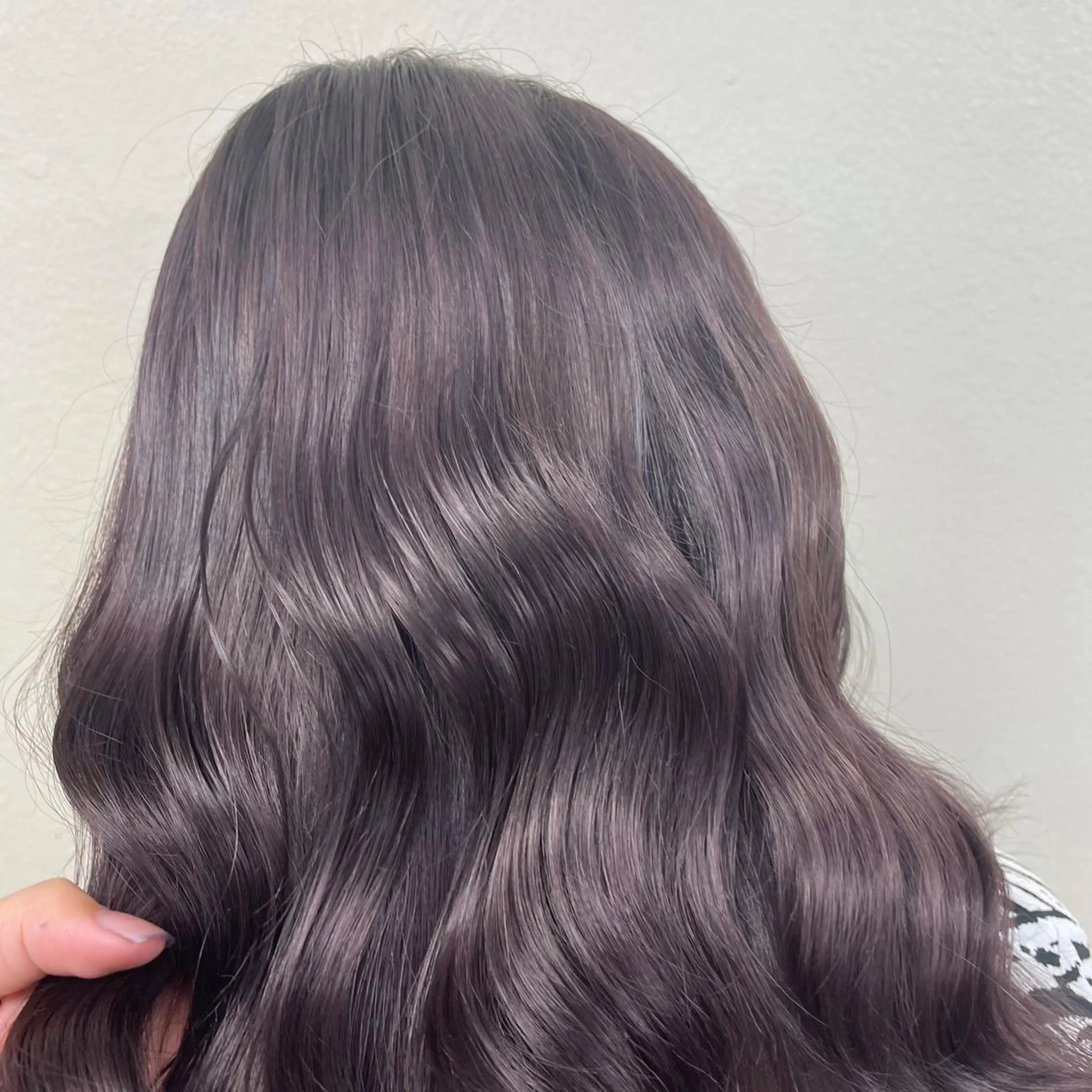 セミロング ヘアアレンジ メンズ 🫧ハイトーン🫧 ベージュ🫧徹哉のヘアスタイル