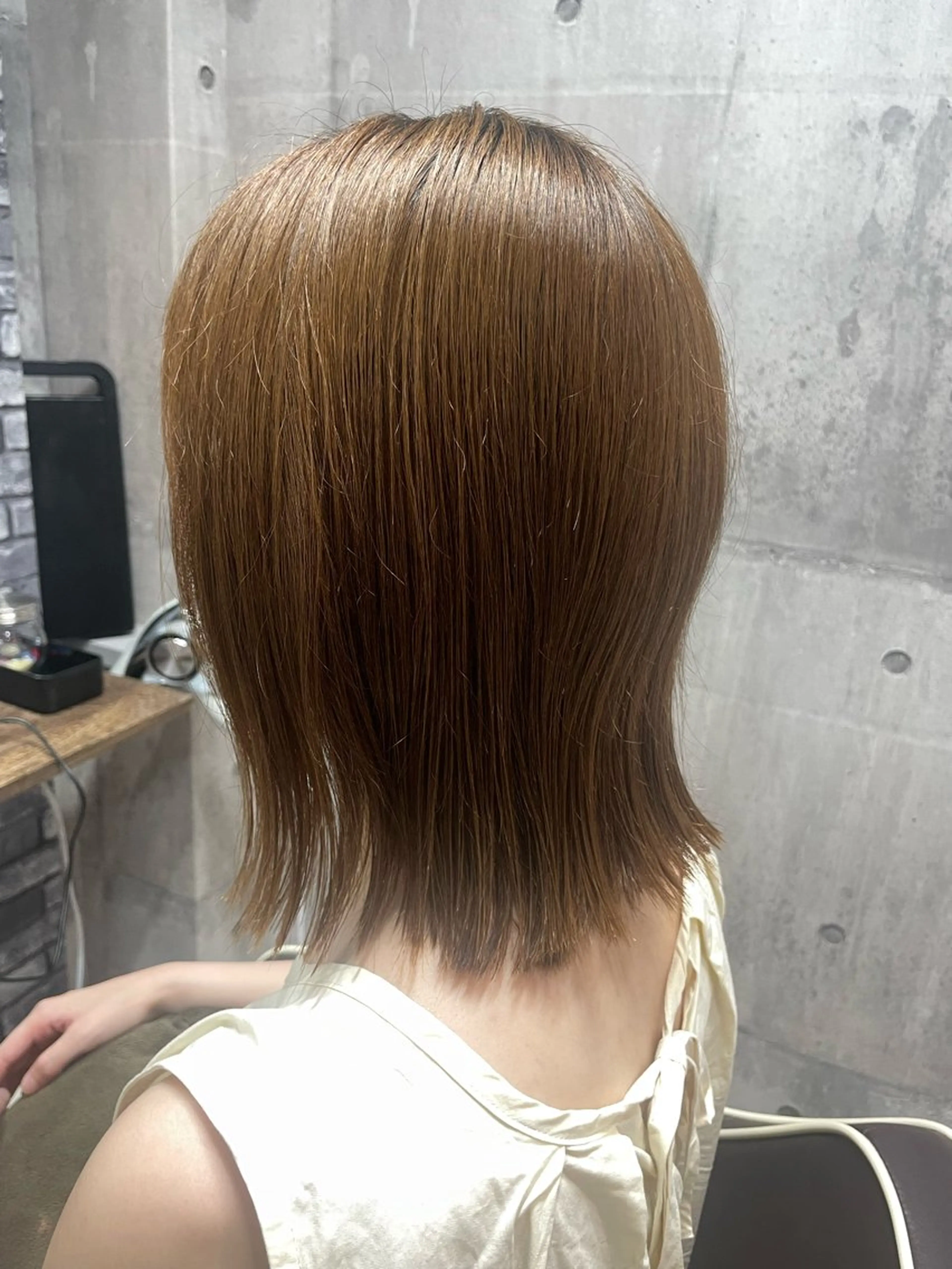 ミディアム カラー 五十嵐 満梨奈のヘアスタイル