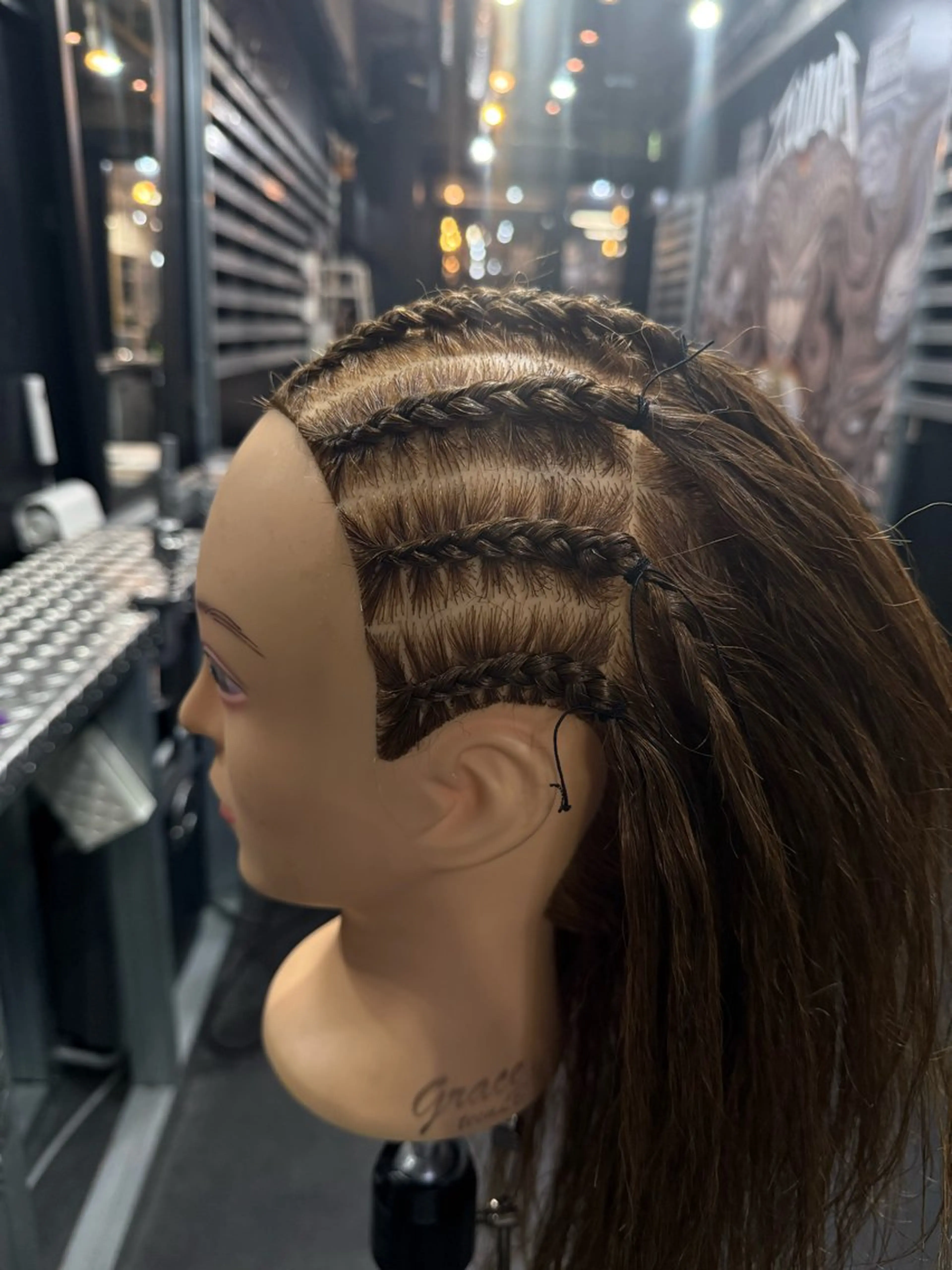 ロング ロング 西井 琴菜のヘアスタイル