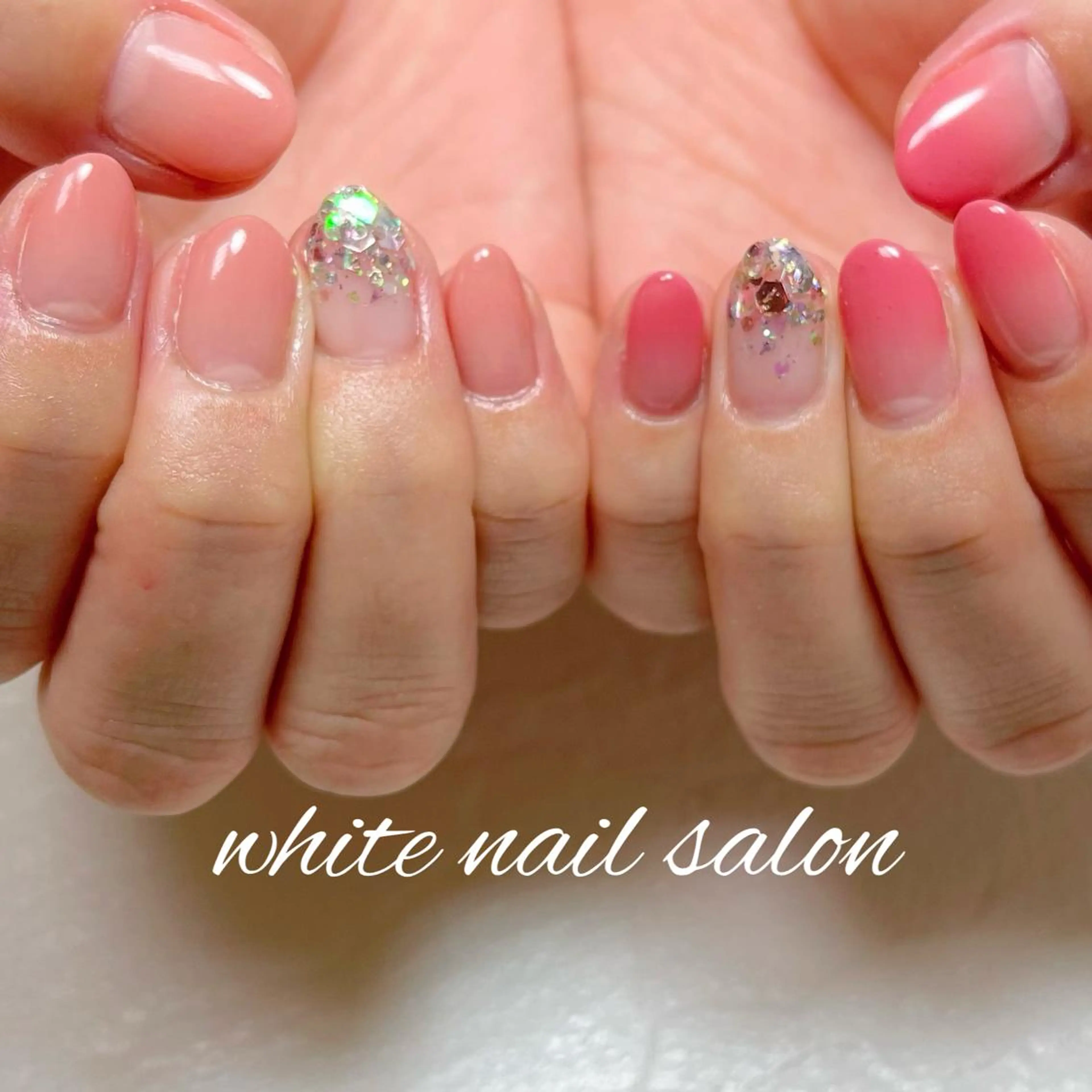 ネイル フットネイル ジェルネイル ハードジェル ラメ(グリッター) 持ち込み ハンドネイル white nail salonのネイルデザイン