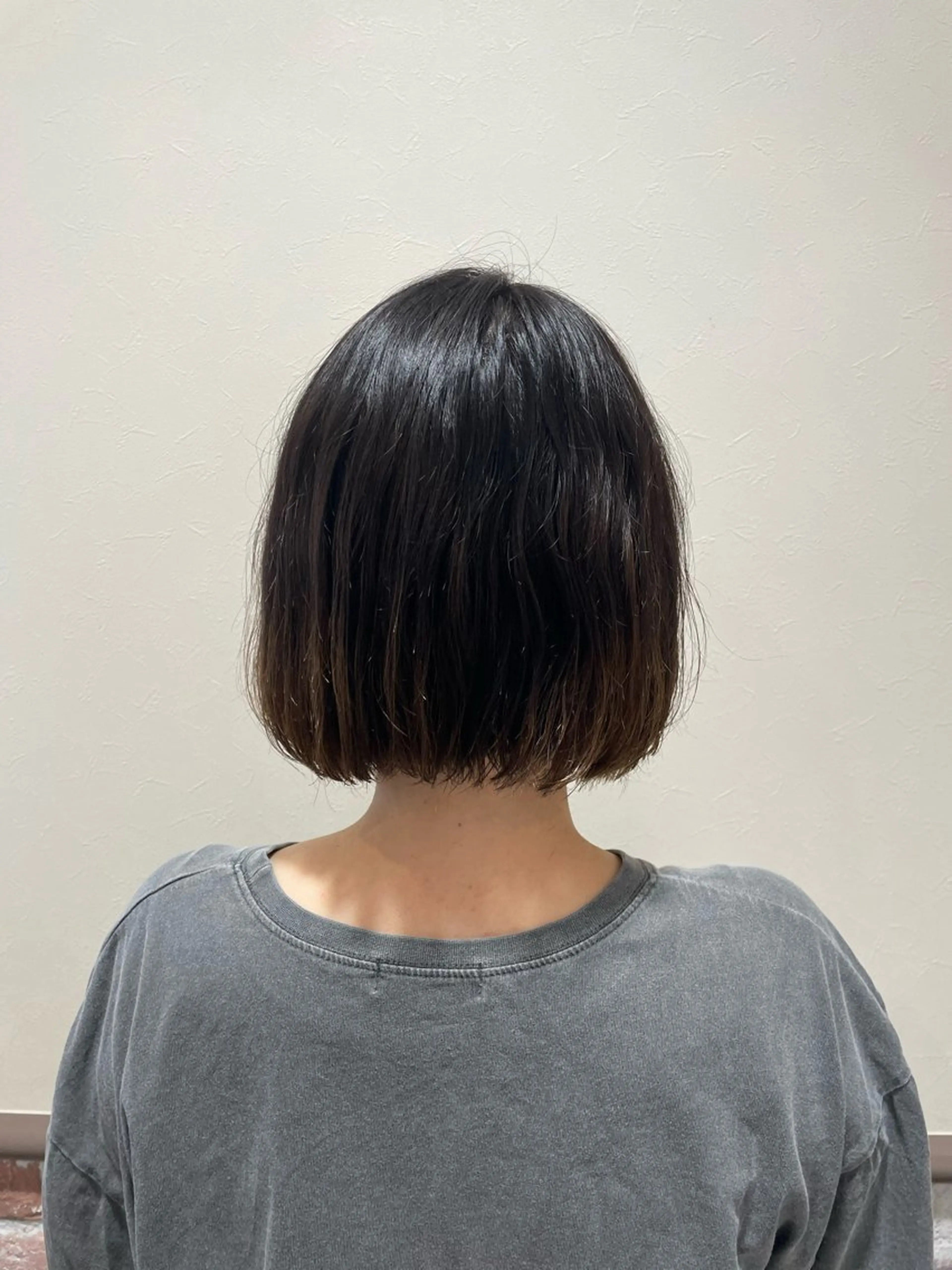 ショート カラー パーマ 前下がりボブ ボブ YUSICA  所沢 イマムラ✳︎✴︎のヘアスタイル