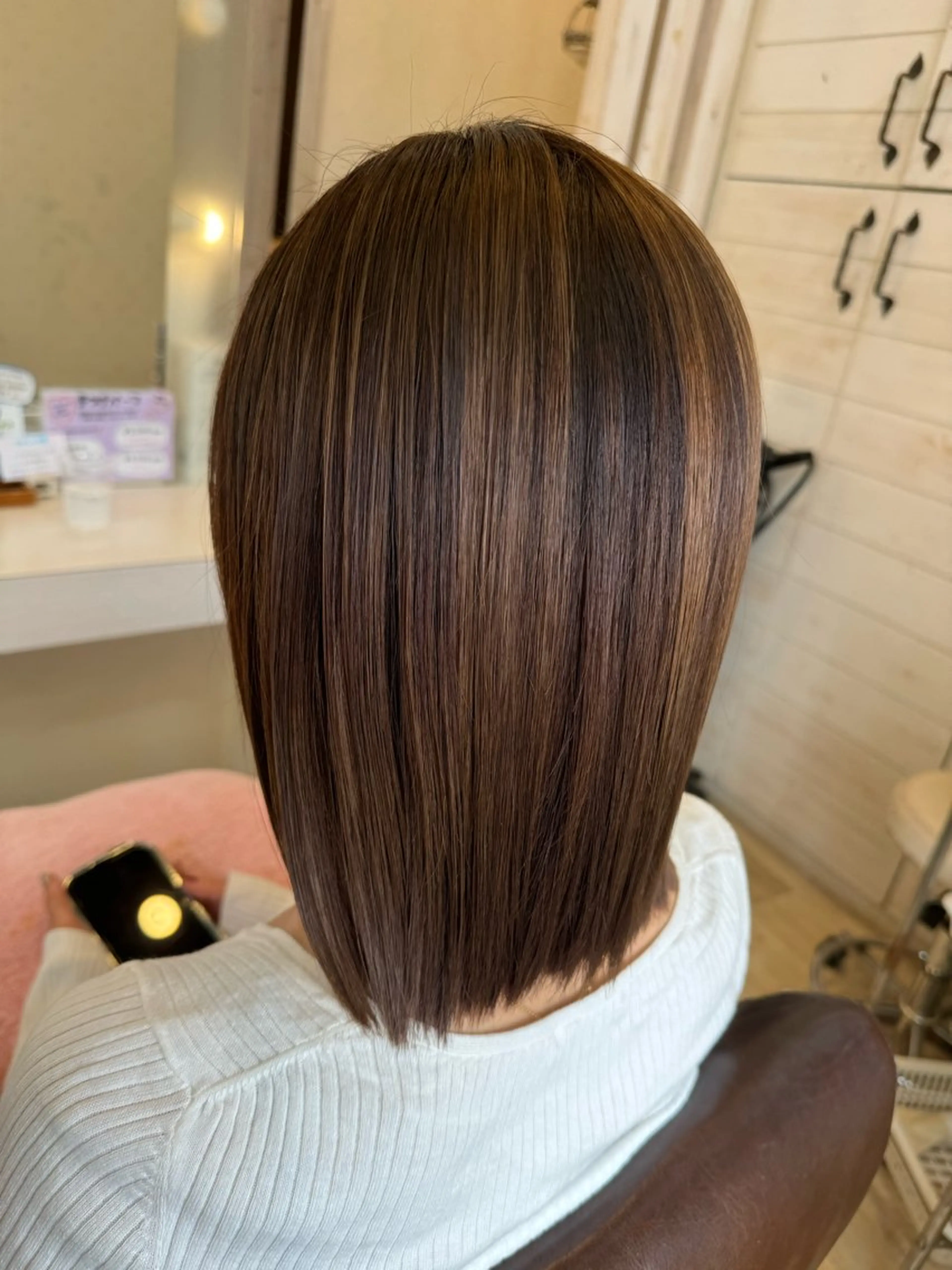 ミディアム トリートメント Cr'ene by MARIE所属・MEI /Cre'neのヘアスタイル