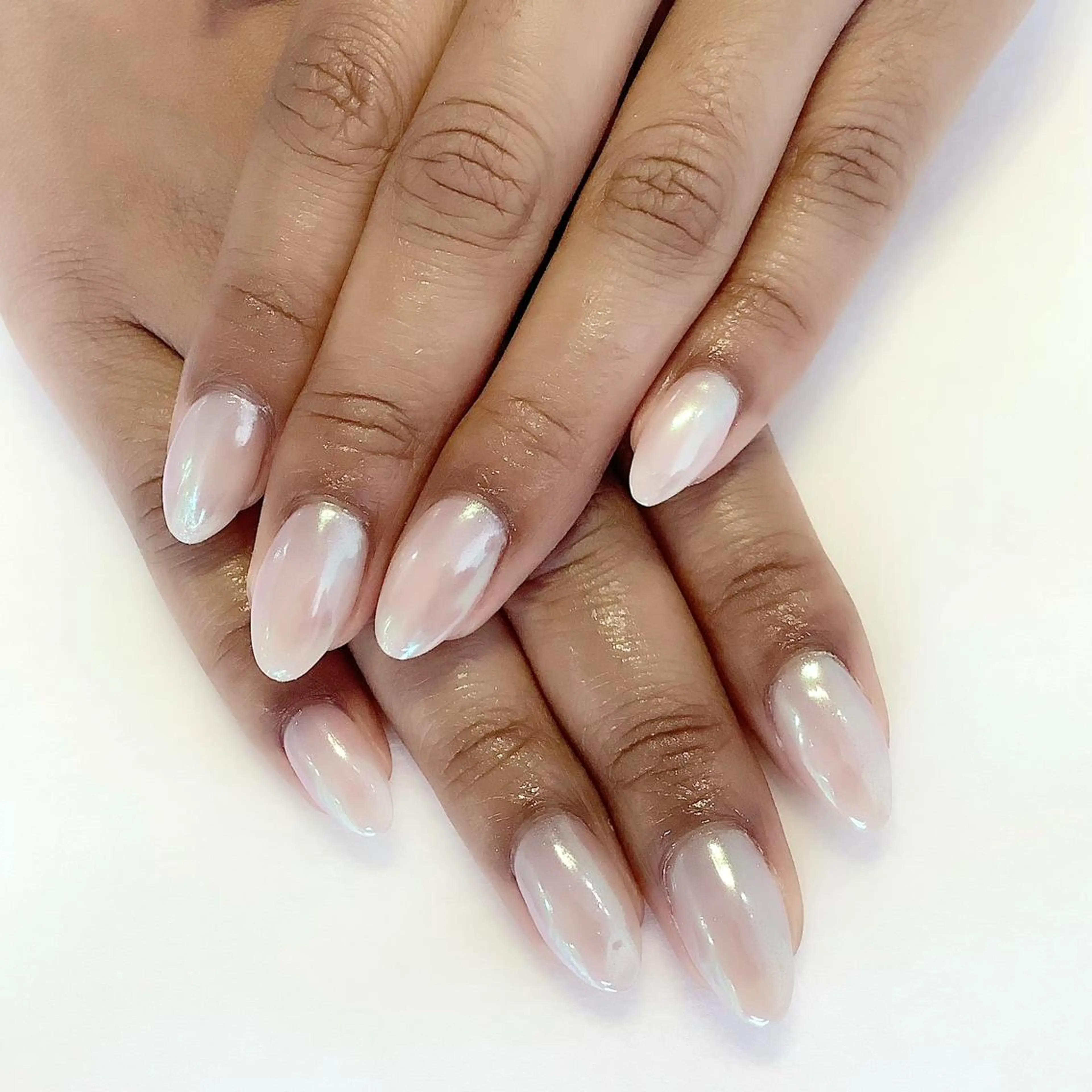 ネイル ミラーネイル ハンドネイル 💎🐰 saki. m 🐰💎のネイルデザイン