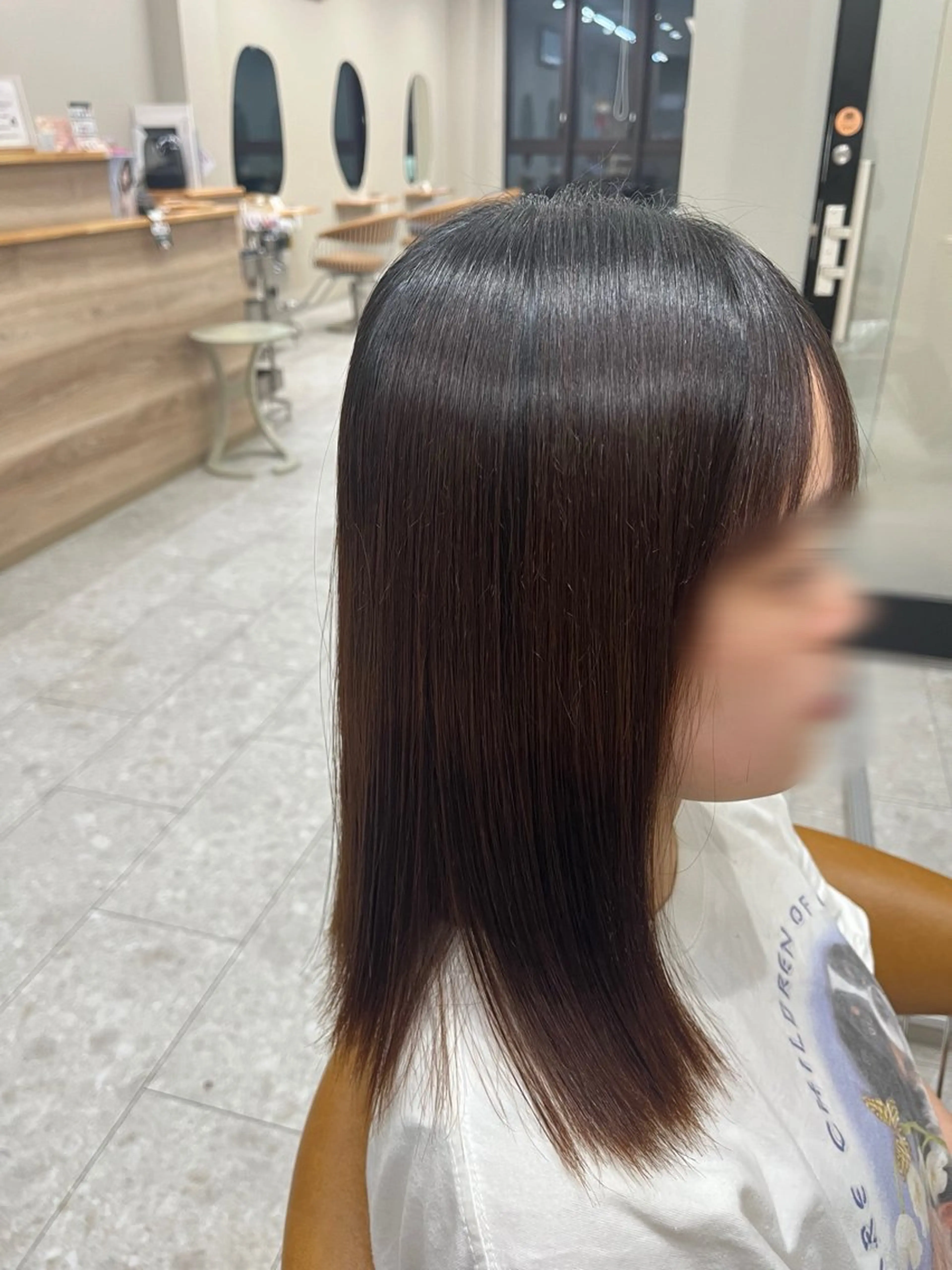 縮毛矯正 オカモト モユカのヘアスタイル