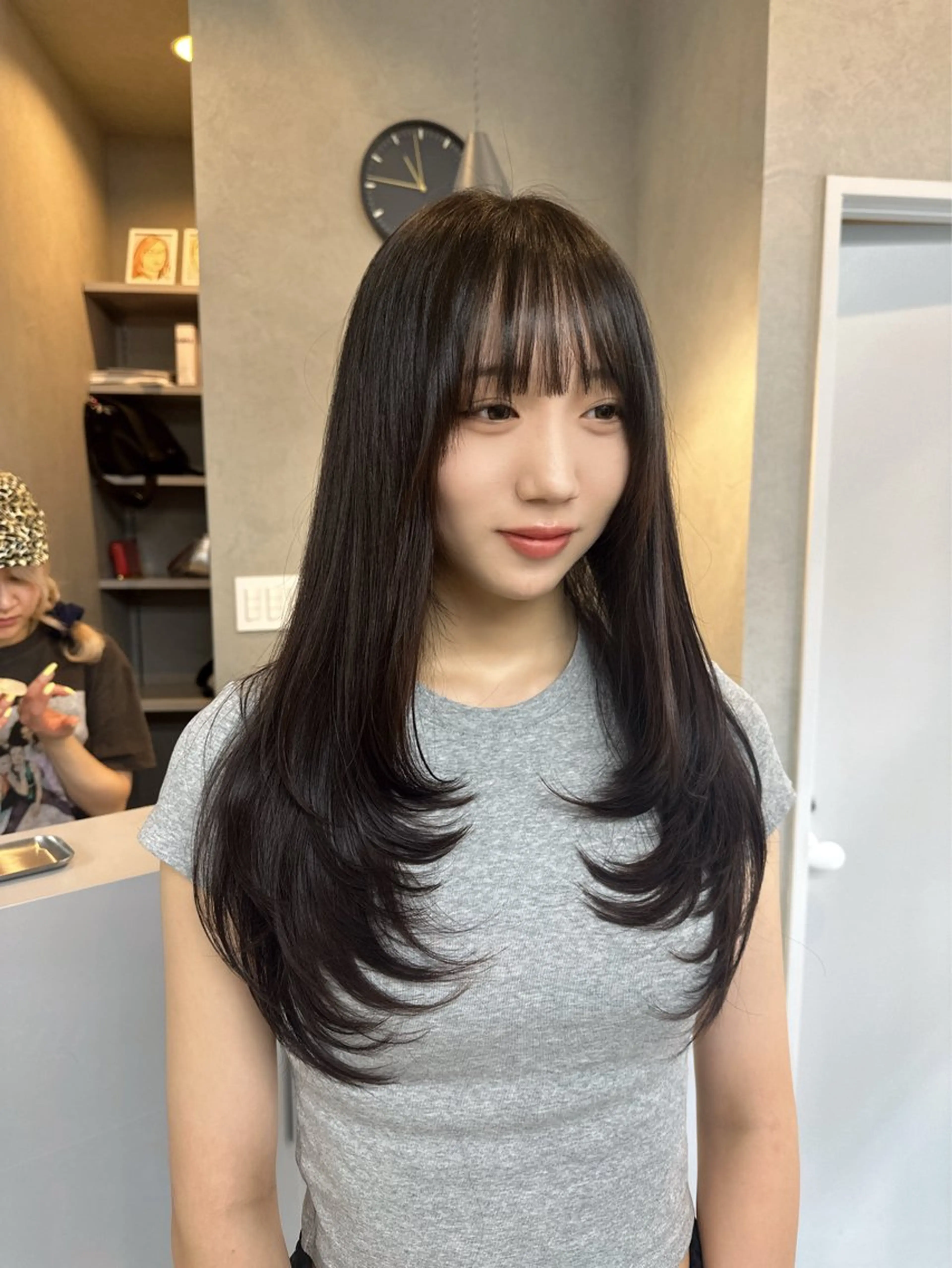 ロング カット ヘアカラー トリートメント りおん レイヤー/ベージュのヘアスタイル