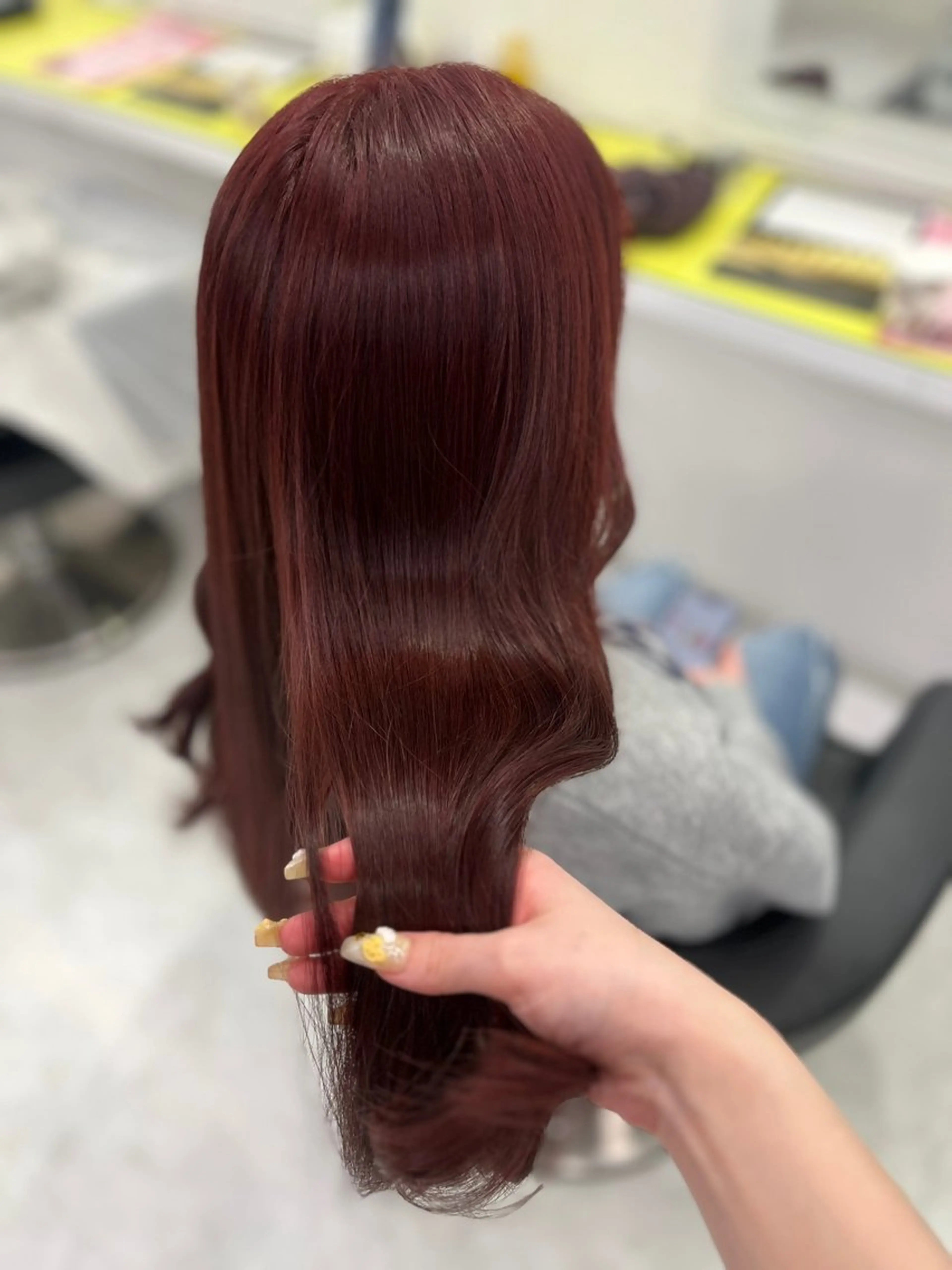 ロング カラー ヘアカラー トリートメント ヘアセット ガーリー♡女の子っぽ ヘア♡ピンクカラー♡のヘアスタイル