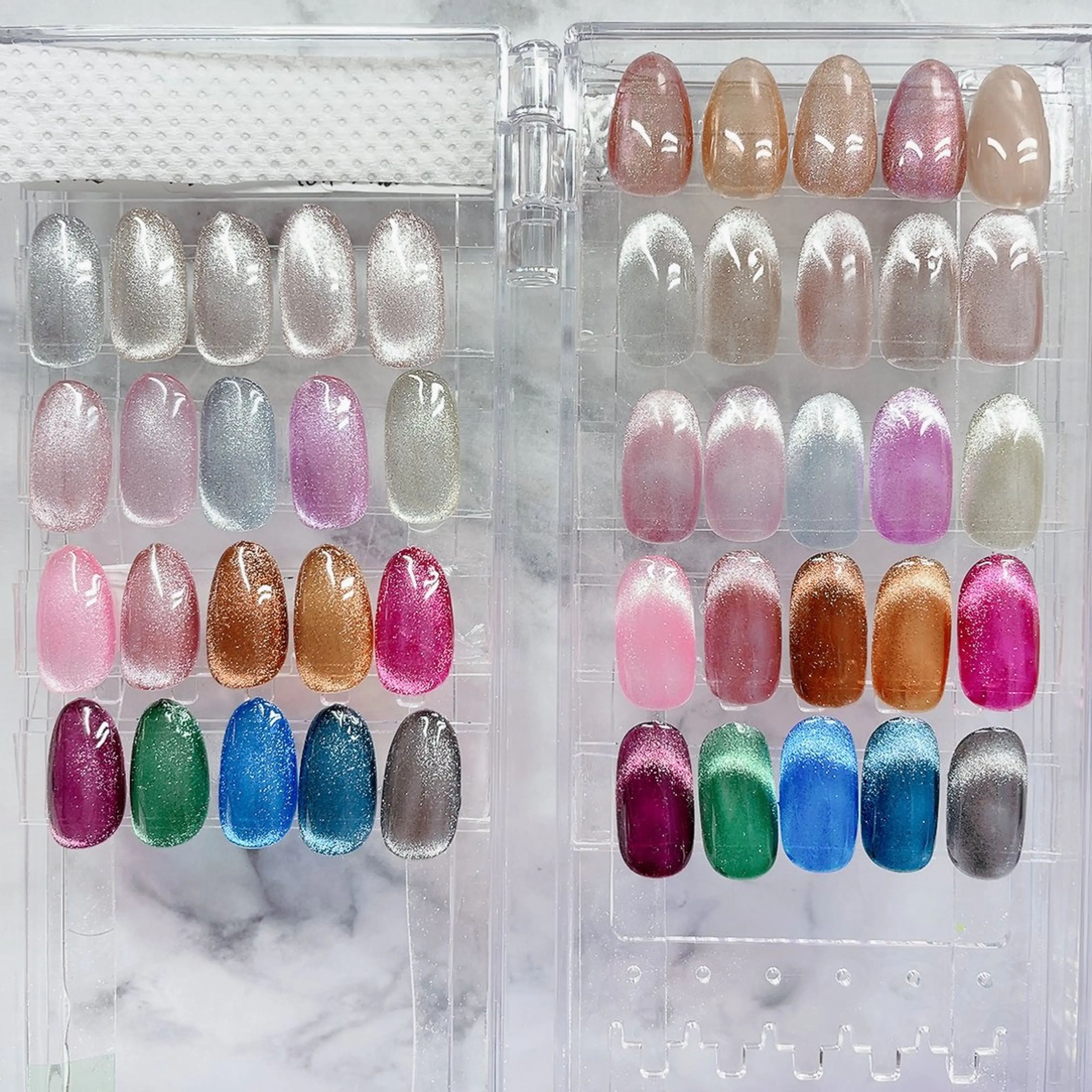 ネイル フレンチネイル グラデーション マグネットネイル ハンドネイル ユキコ ネイルのネイルデザイン