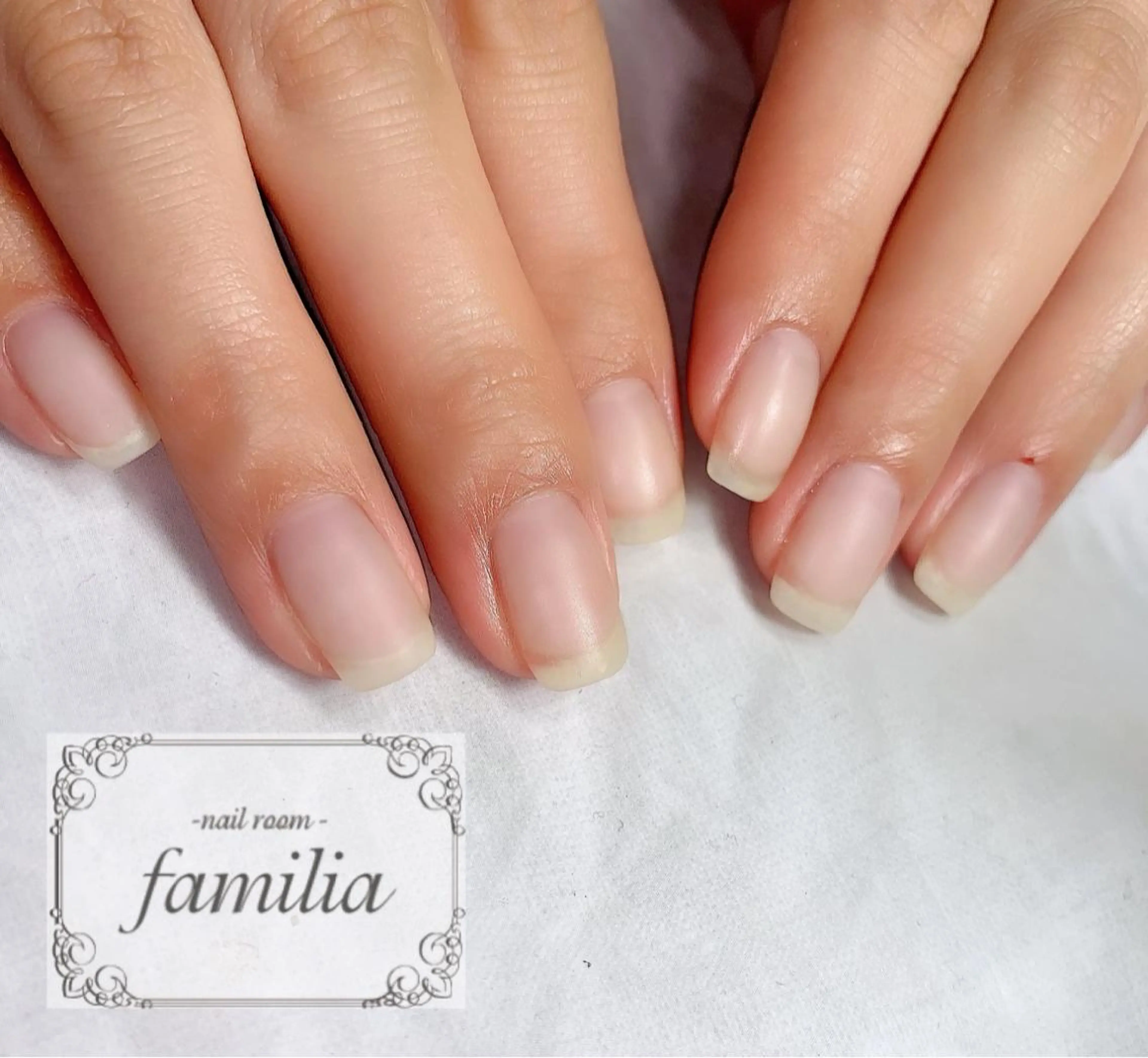 ネイル ハンドネイル -nailroom- familiaのネイルデザイン