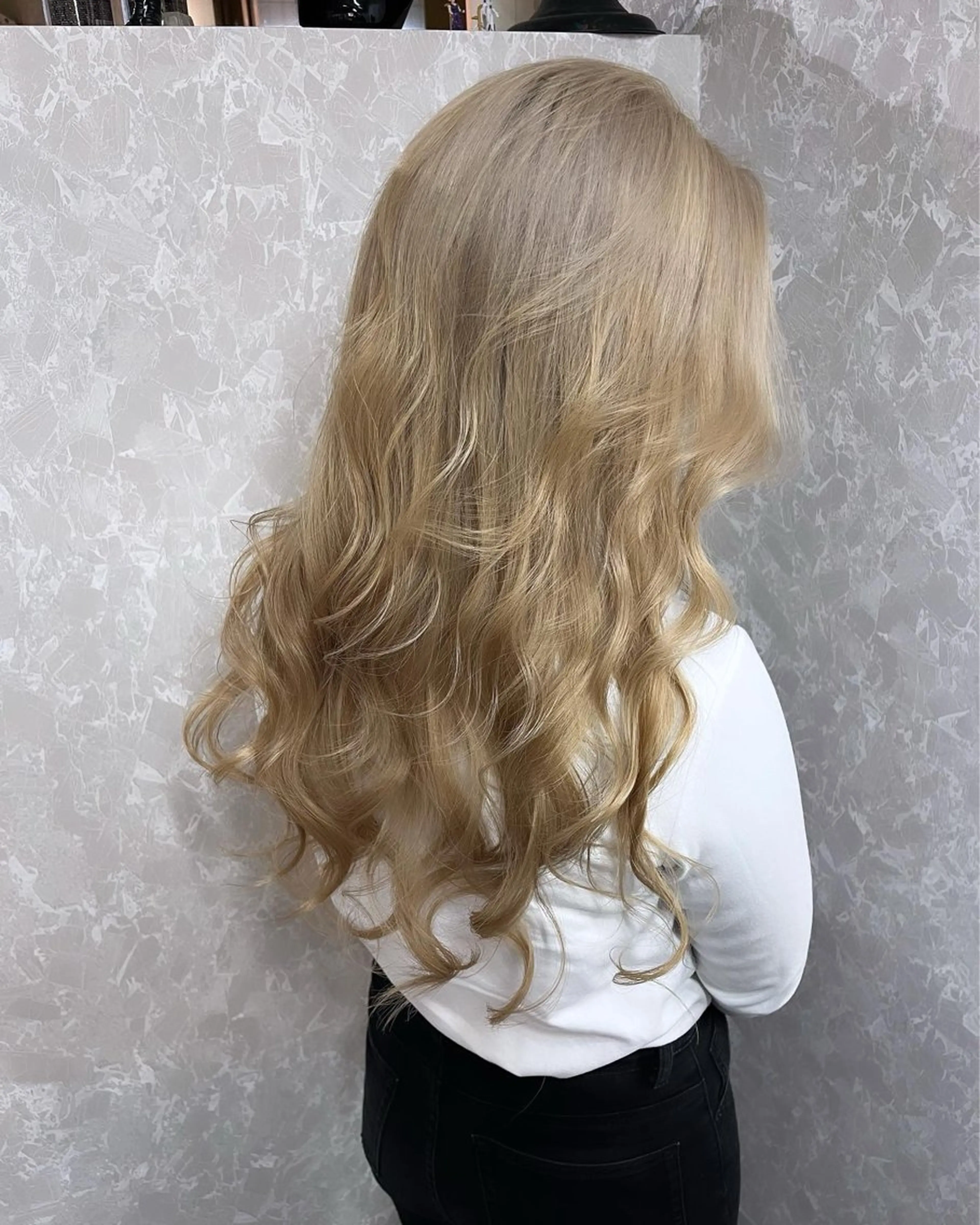 ロング カラー ヘアカラー 池田 真衣のヘアスタイル