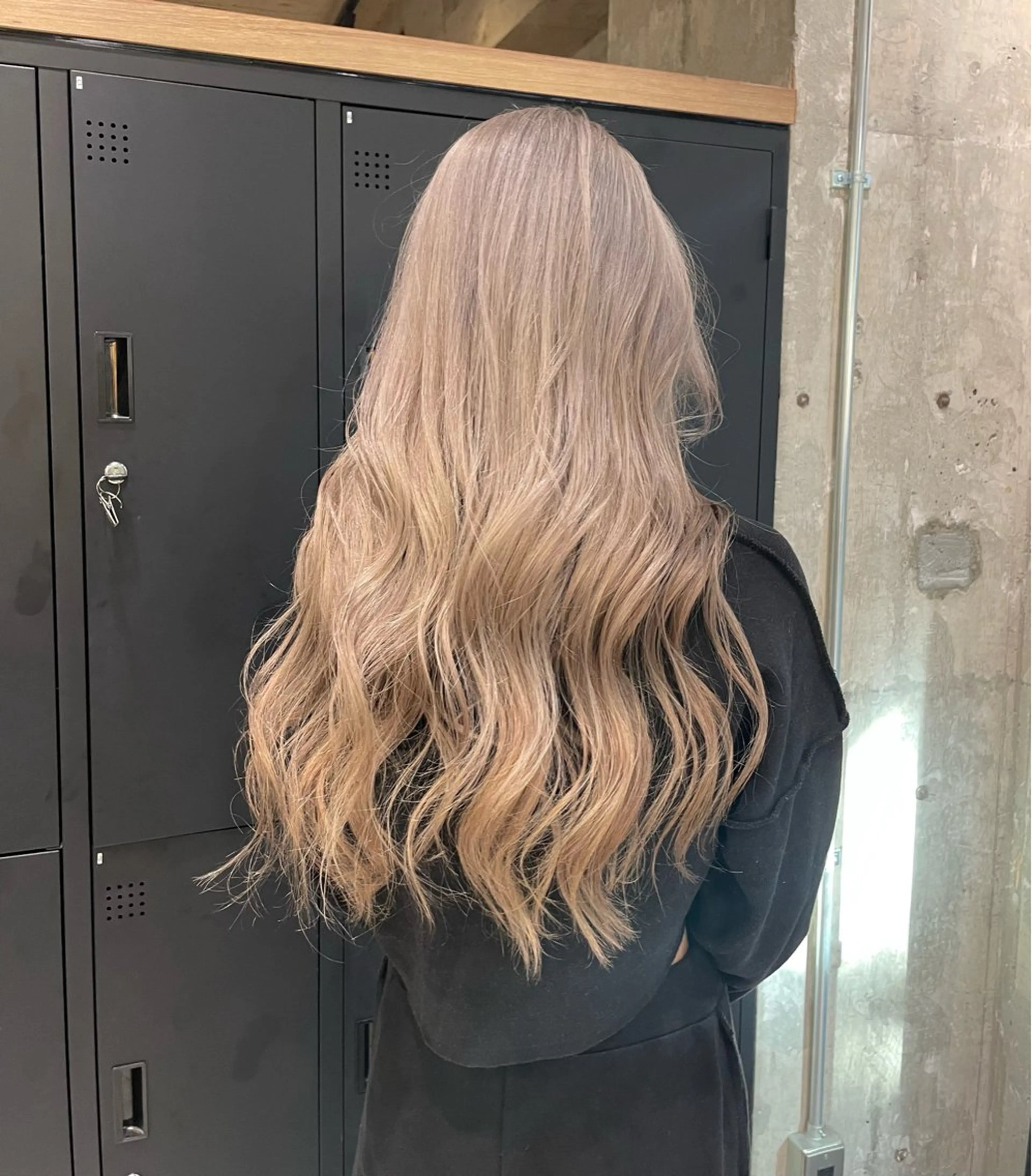 ロング 🫧ハイライトカラー 🫧 𝓜𝓘𝓤のヘアスタイル