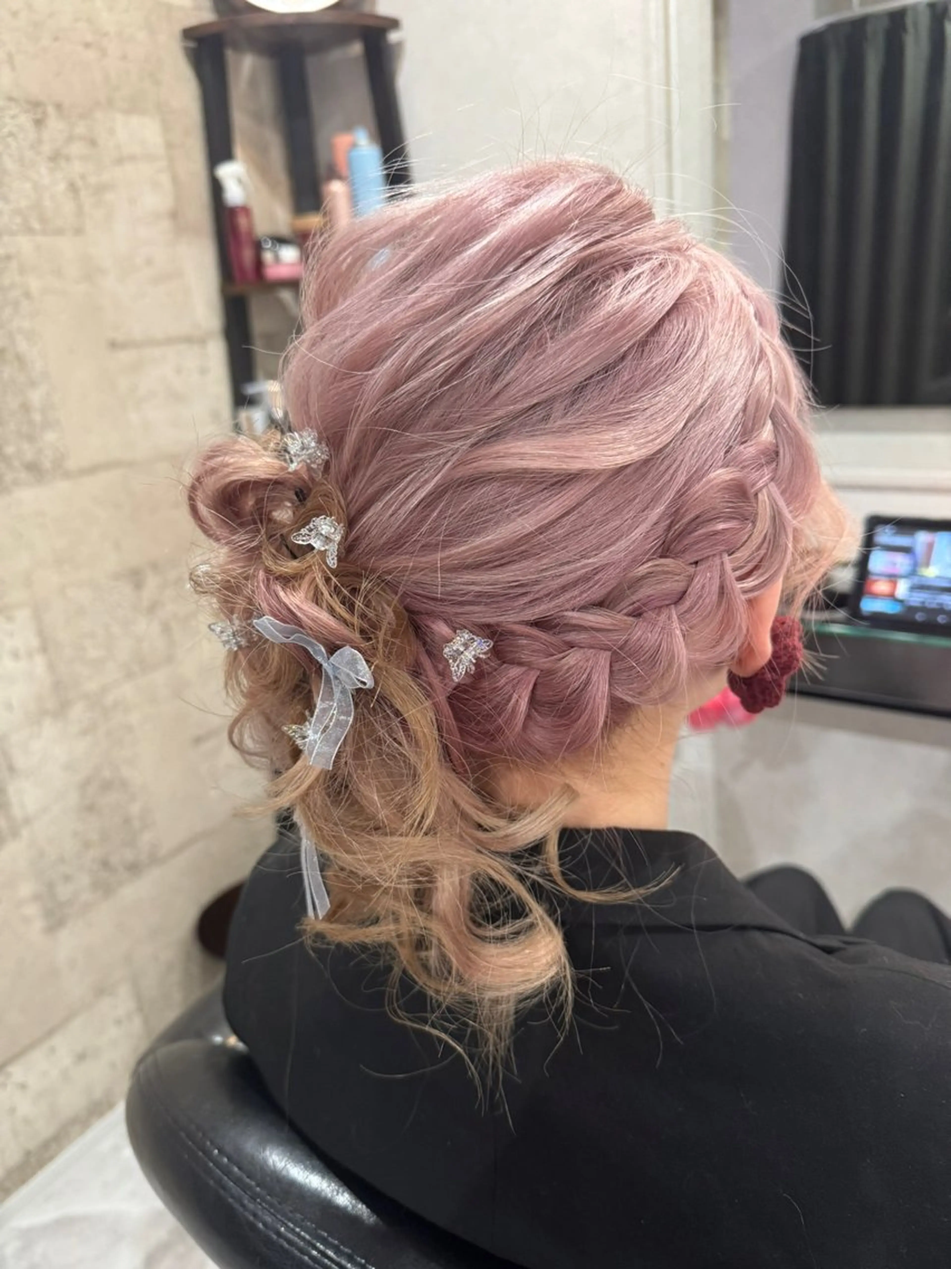 ロング カラー ヘアアレンジ ブリーチ ハイトーンカラー ヘアカラー ヘアセット 田中 アキオのヘアスタイル