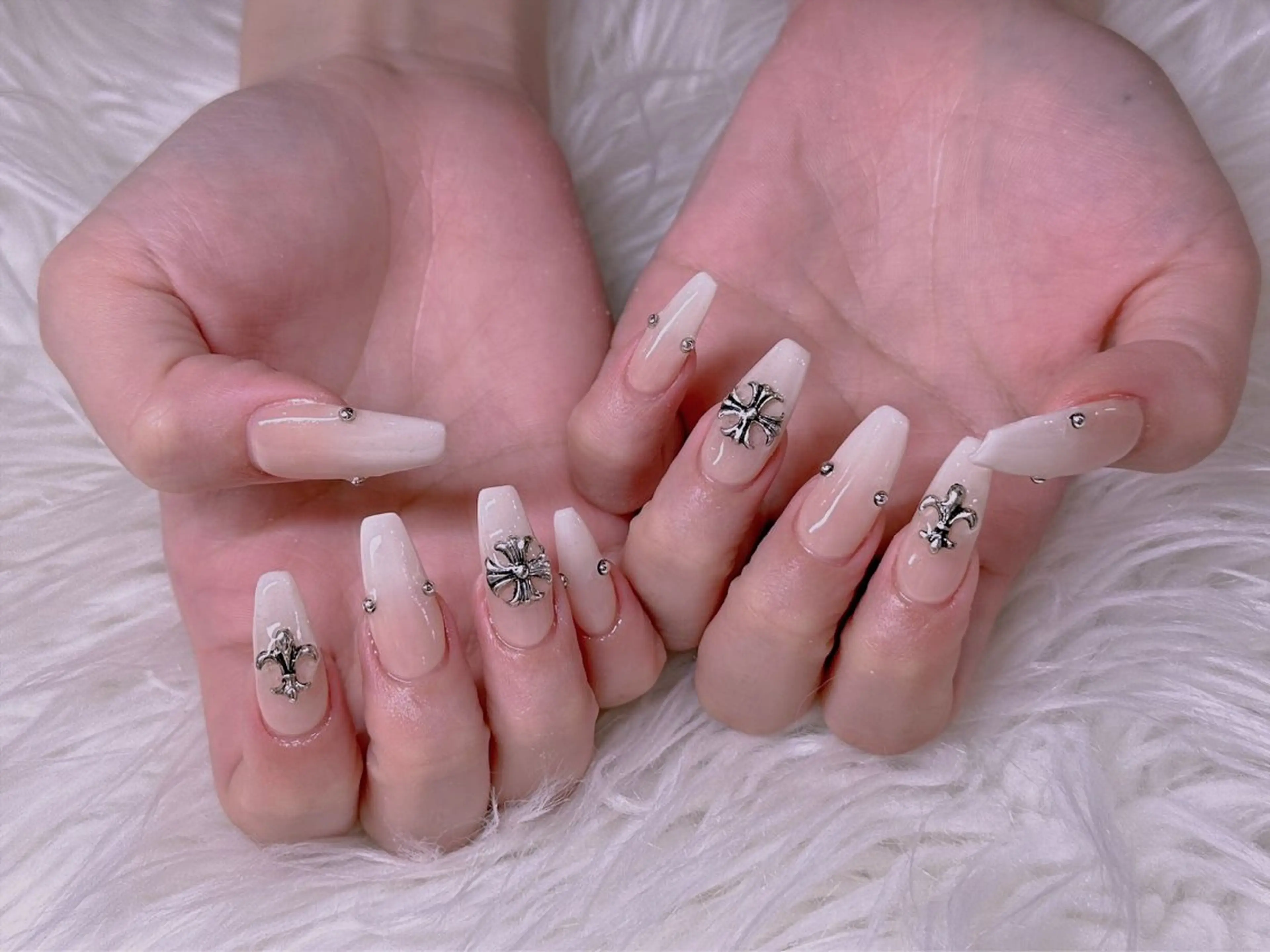 ネイル 長さだし専門店 M2　rikaのネイルデザイン