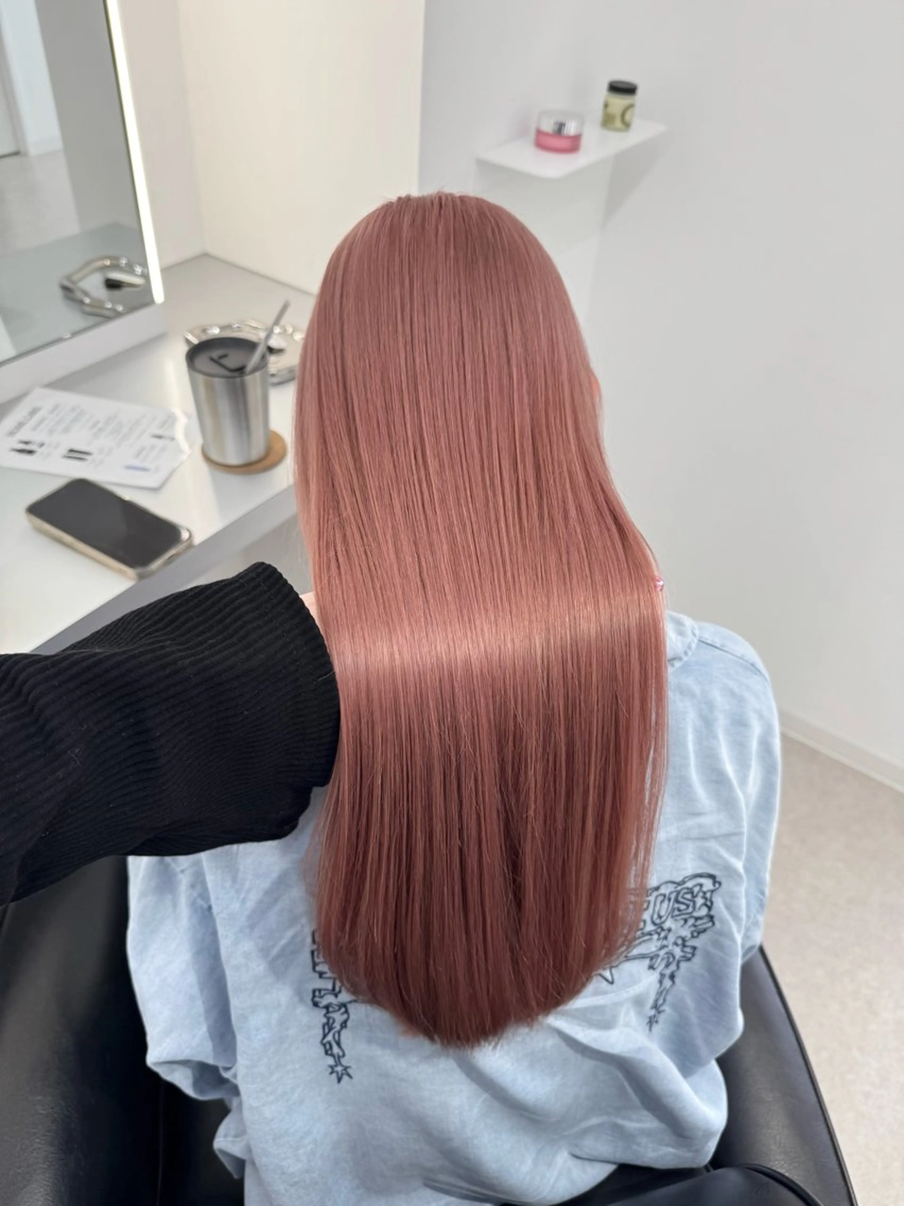 【minimo限定🎀】ケアブリーチ1回+艶カラー+ブリーチ特化トリートメントの写真