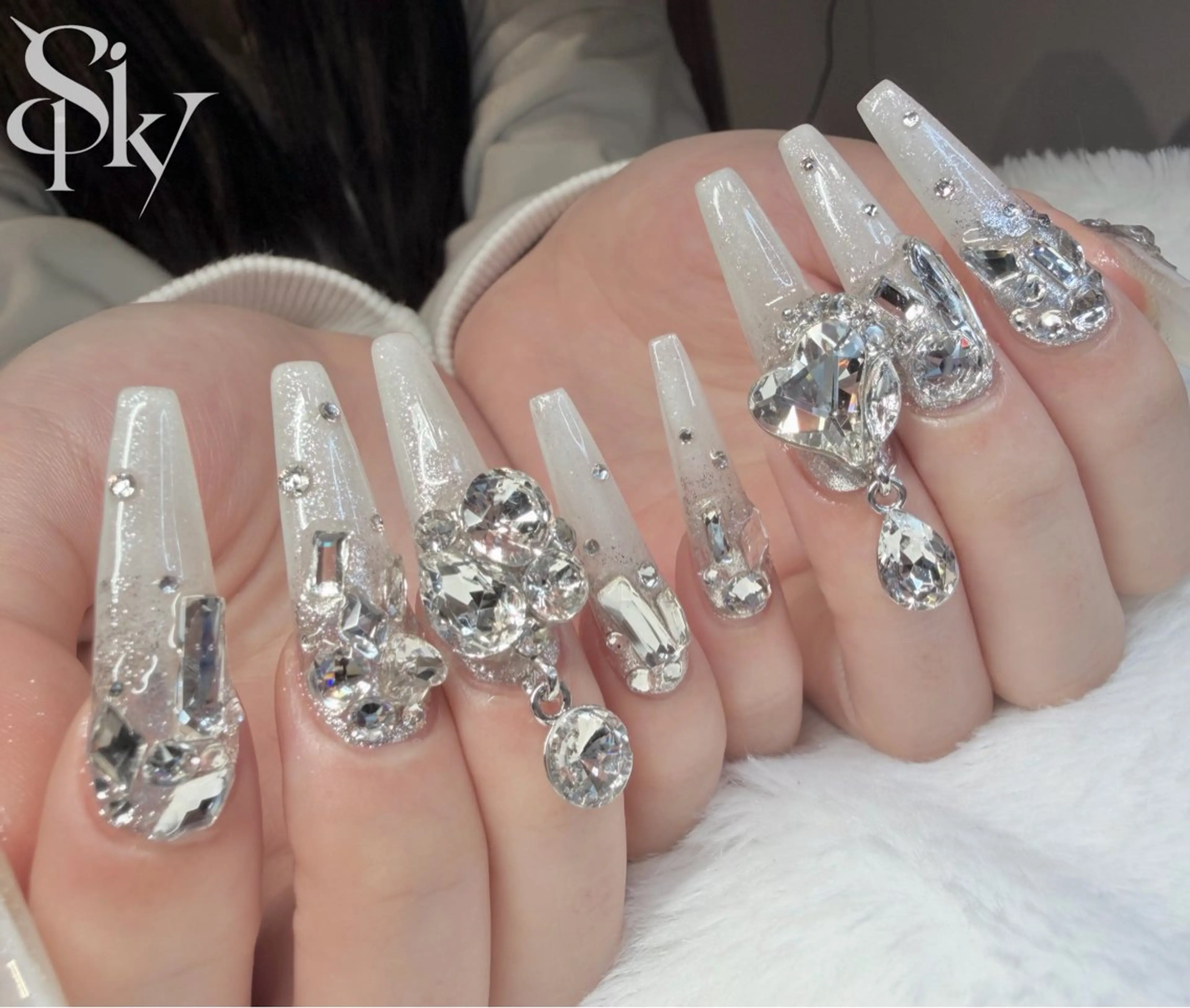 ネイル ハンドネイル Spiky とうげ ふうかのネイルデザイン