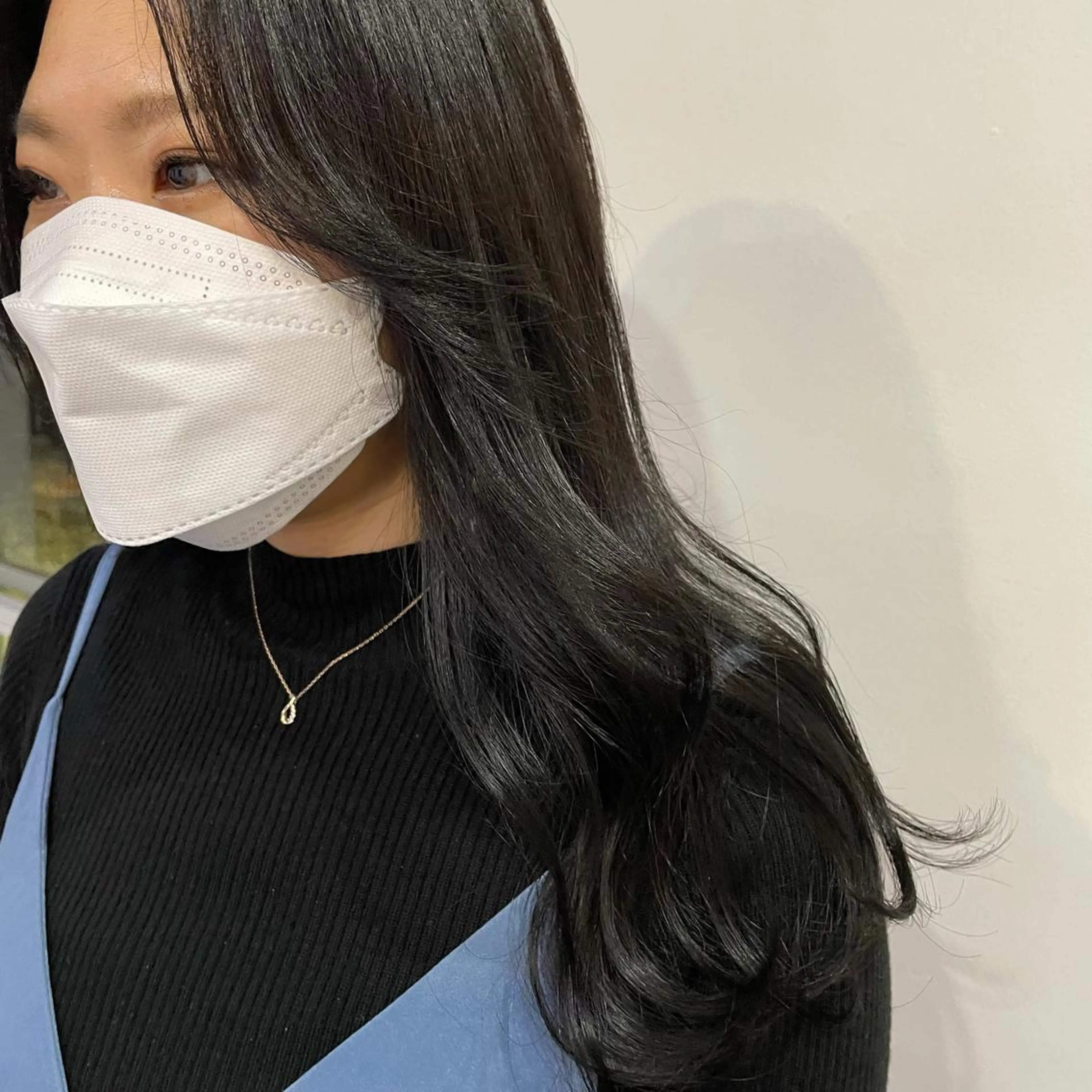 ロング カラー 透明感カラー silo所属・silo MOKA 顔周りカット🦦のヘアスタイル