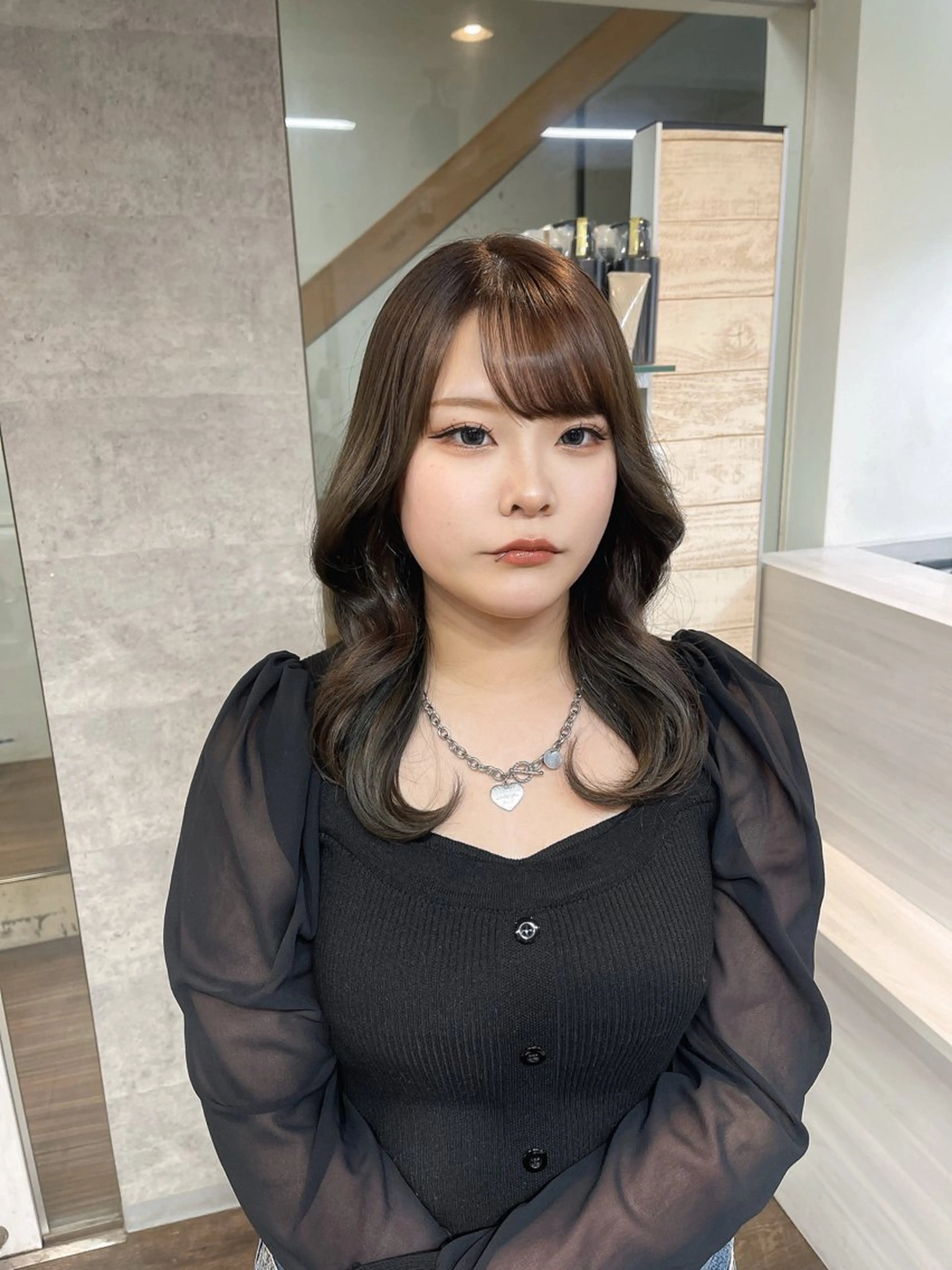 ロング カラー オリーブカラー ロング トリートメント 愛　莉/大阪美容室 /ケア・艶カラーのヘアスタイル