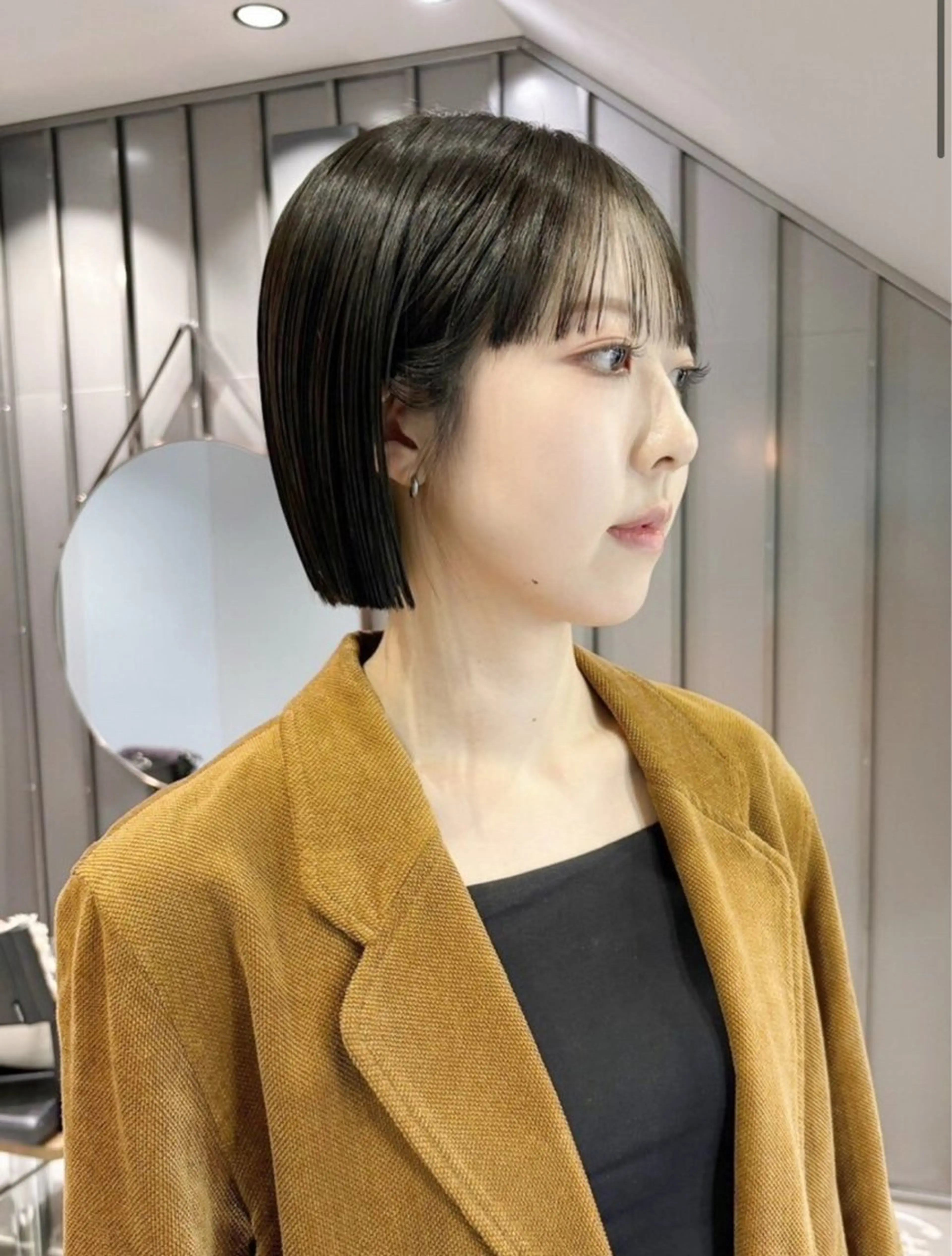 ショート カラー 伊藤 優里のヘアスタイル