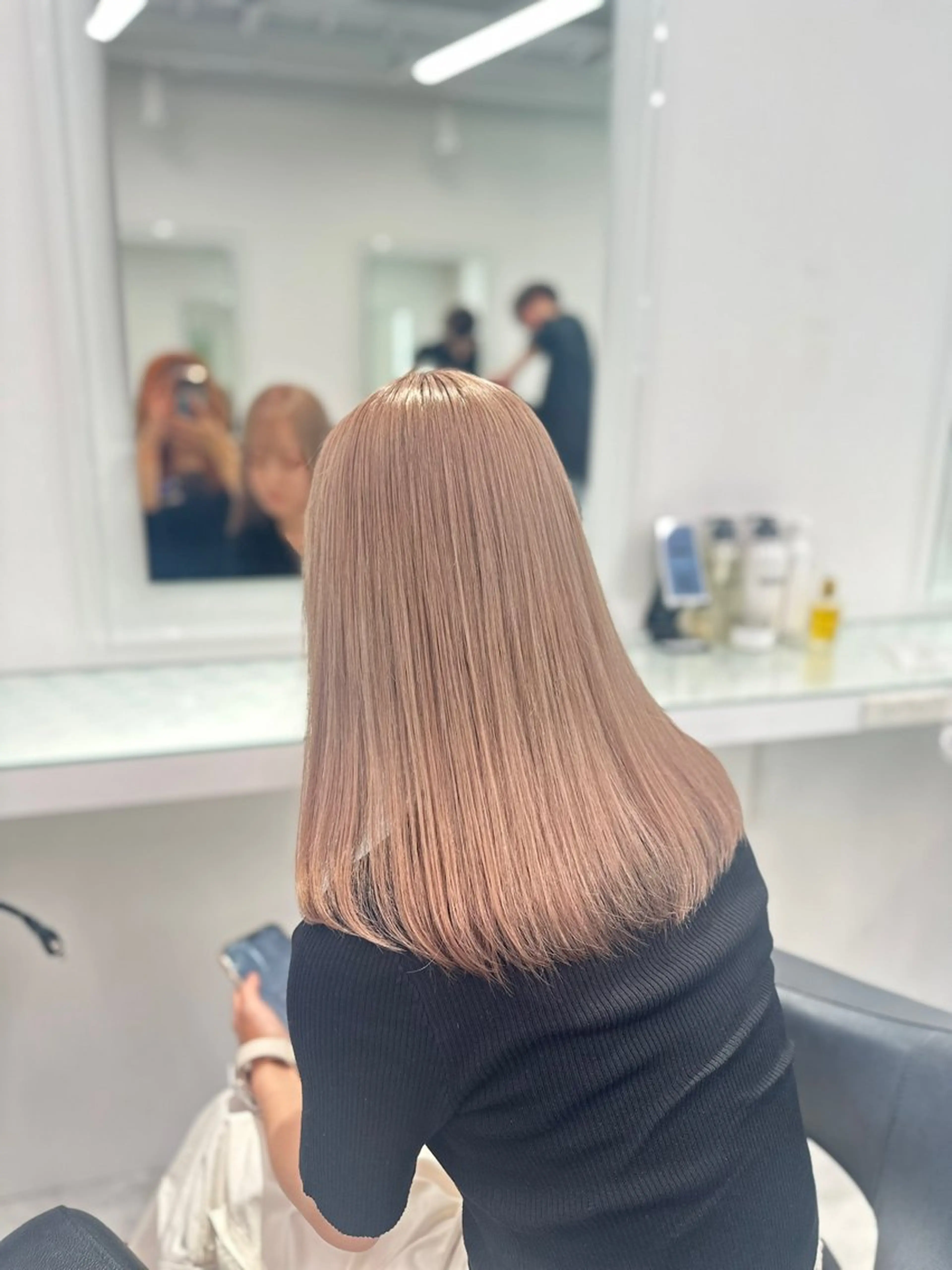 セミロング カラー ヘアカラー トリートメント ヘッドスパ ヘアセット ❄最強かわいいカラー ❄️MINA❄️のヘアスタイル