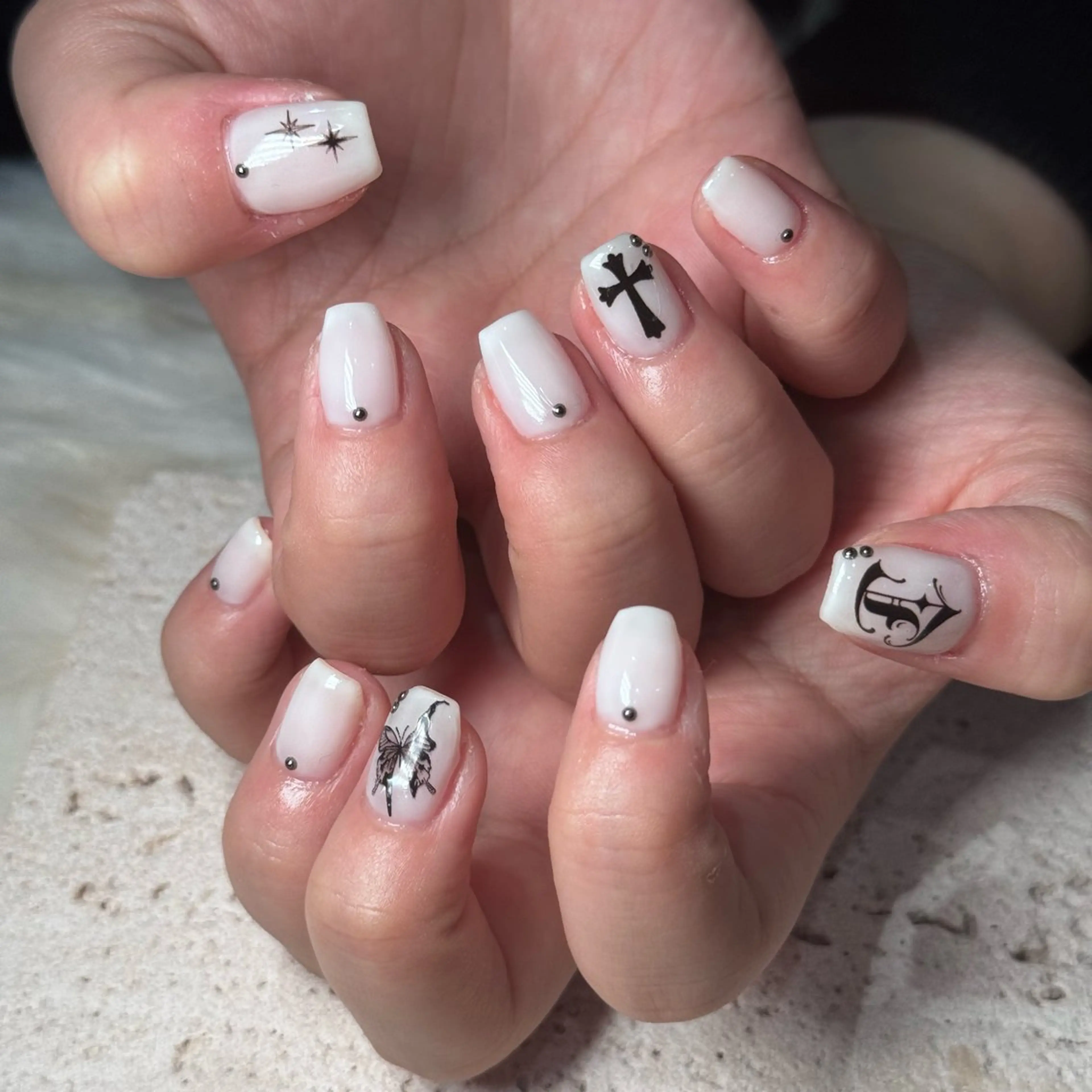 ネイル ハンドネイル Y U K Iのネイルデザイン