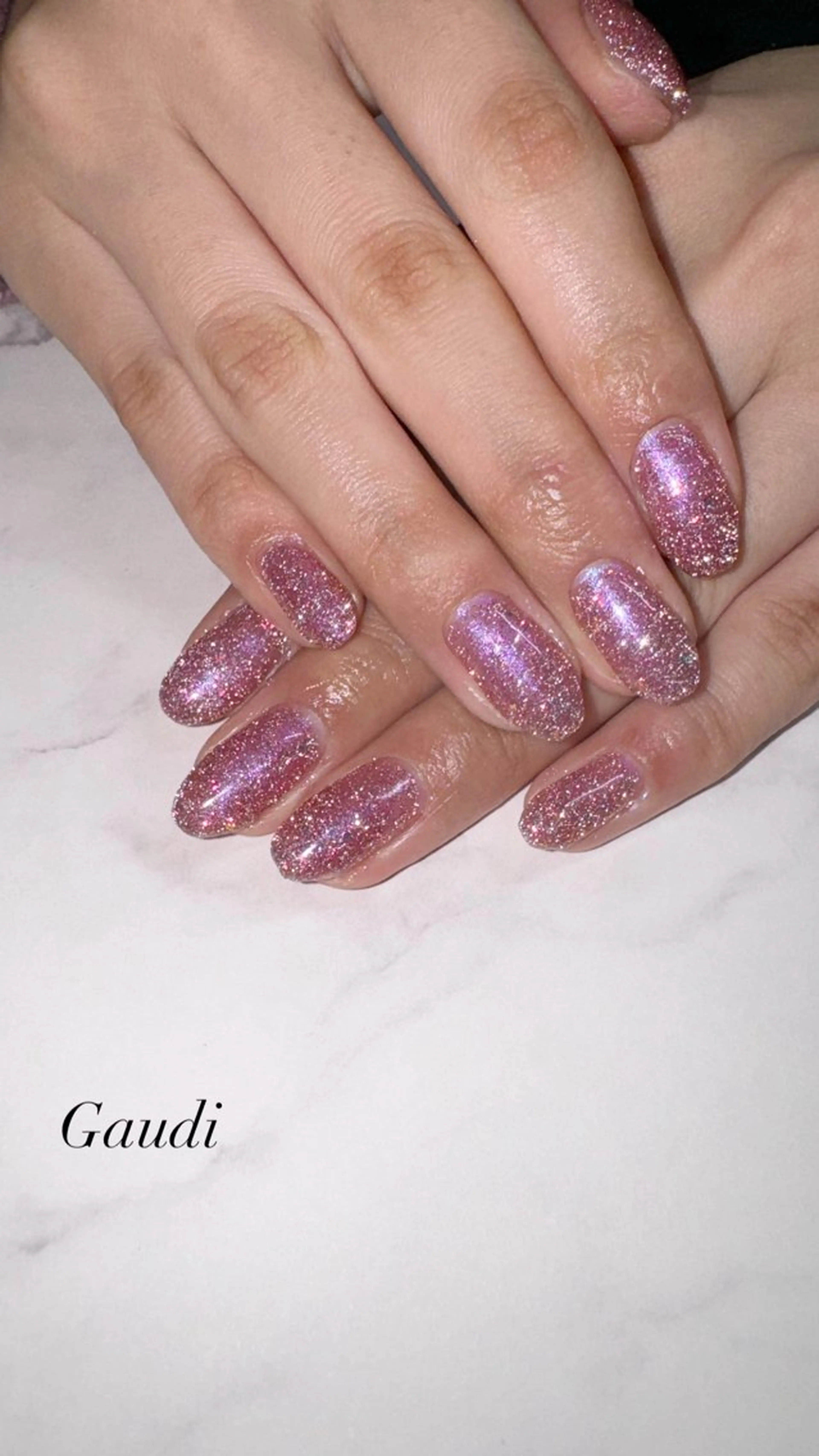 ネイル オーロラネイル フラッシュネイル キラキラネイル ピンク Gaudi.Nail Rinaのその他イメージ