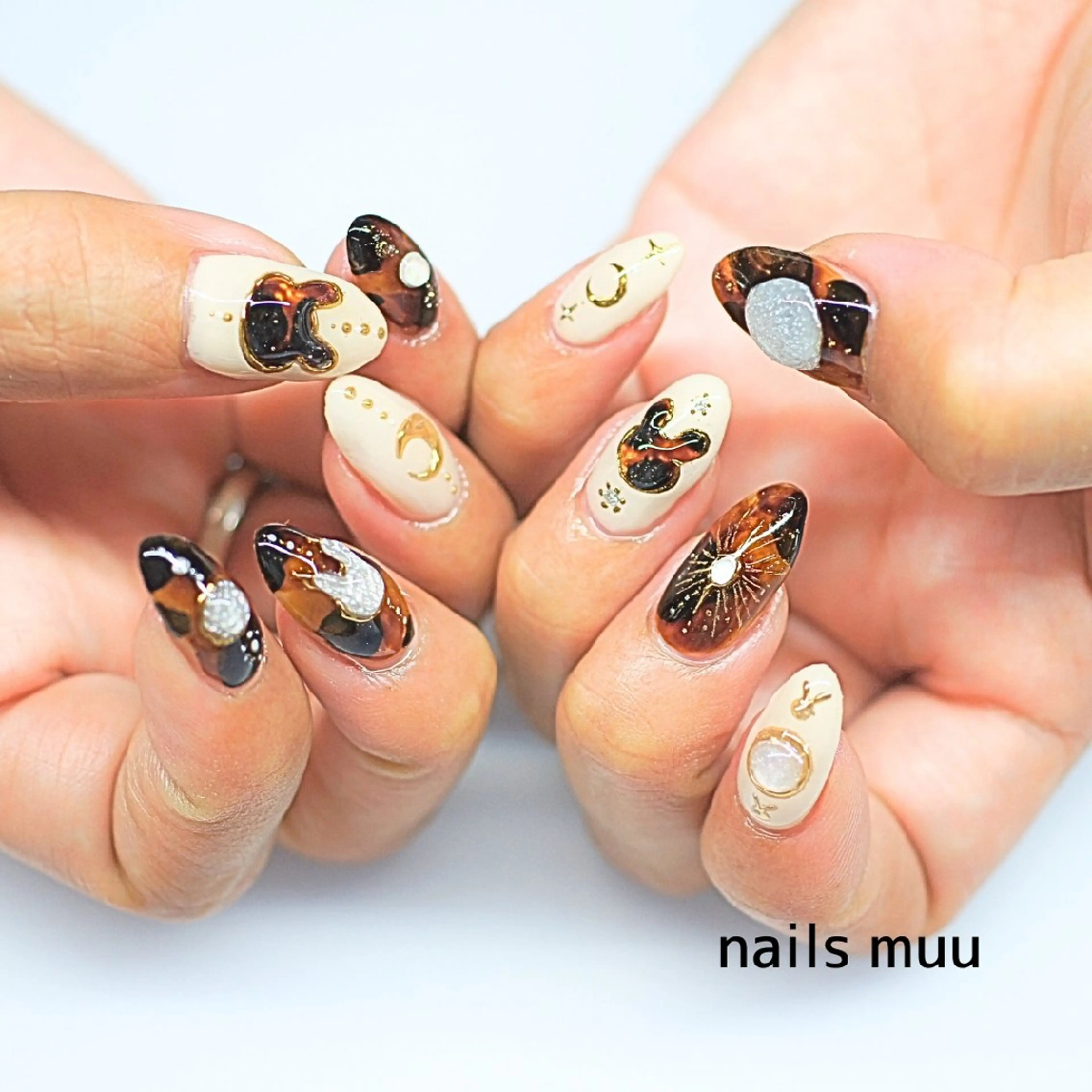ネイル べっ甲ネイル nails muu まゆのネイルデザイン