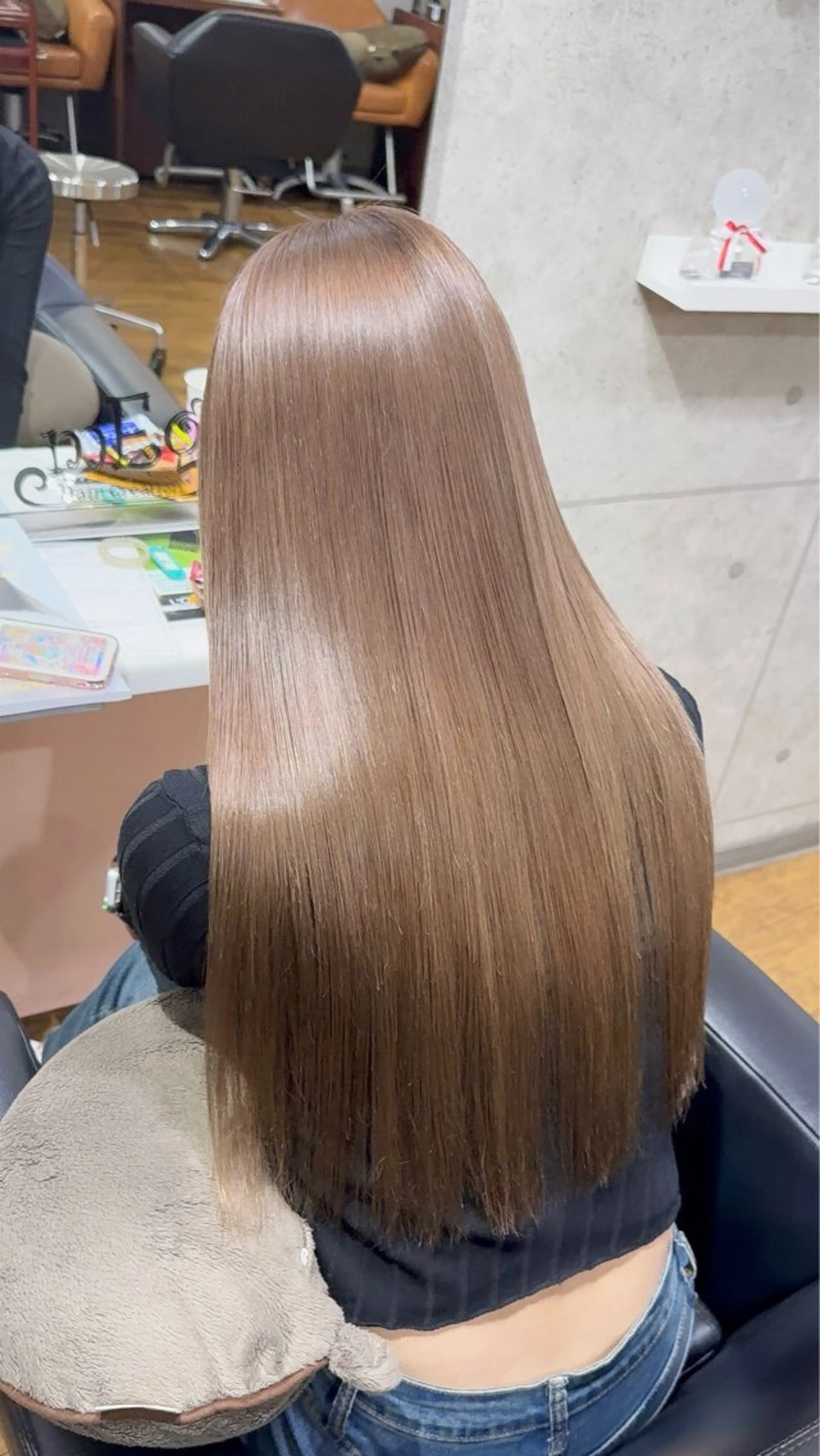ロング カラー ヘアカラー トリートメント mEg hair creation川崎矢向店所属・✨️複雑履歴特化 美容師アトム✨️のヘアスタイル