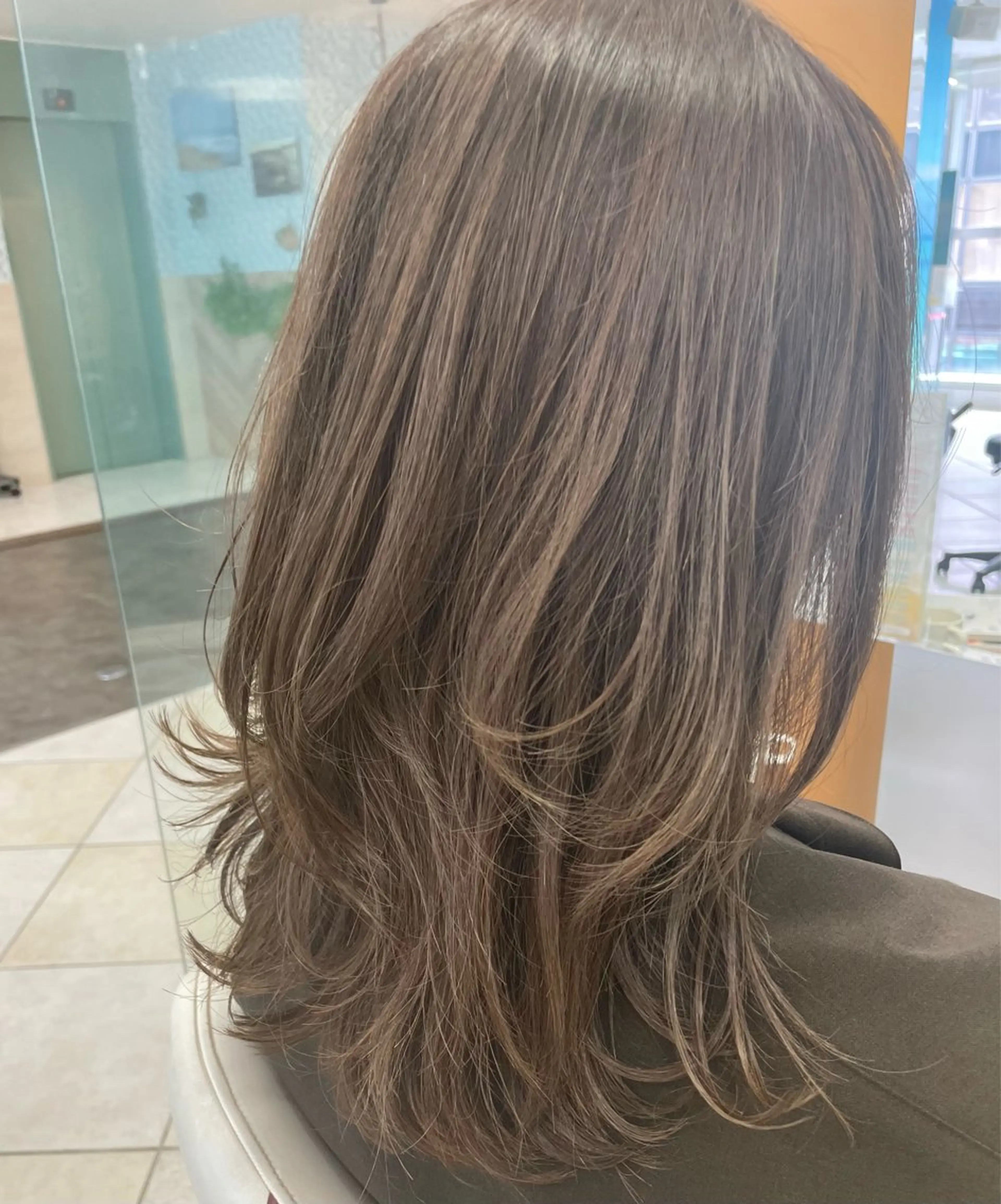 ミディアム カラー ボブ/暖色/デザイン KOYUKI⛄️のヘアスタイル