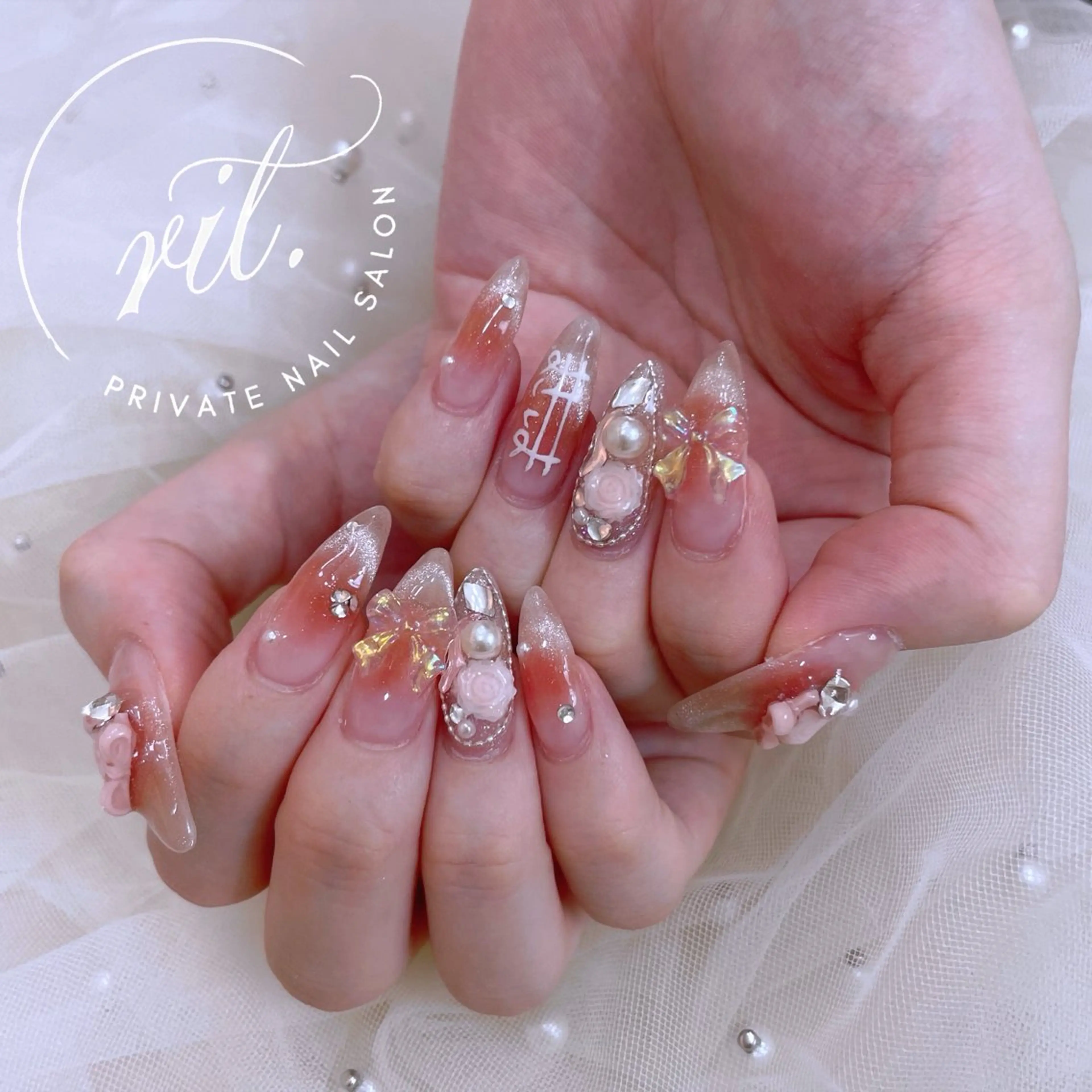 ネイル チークネイル 韓国ネイル マグネットネイル ハンドネイル rit. _リットのネイルデザイン