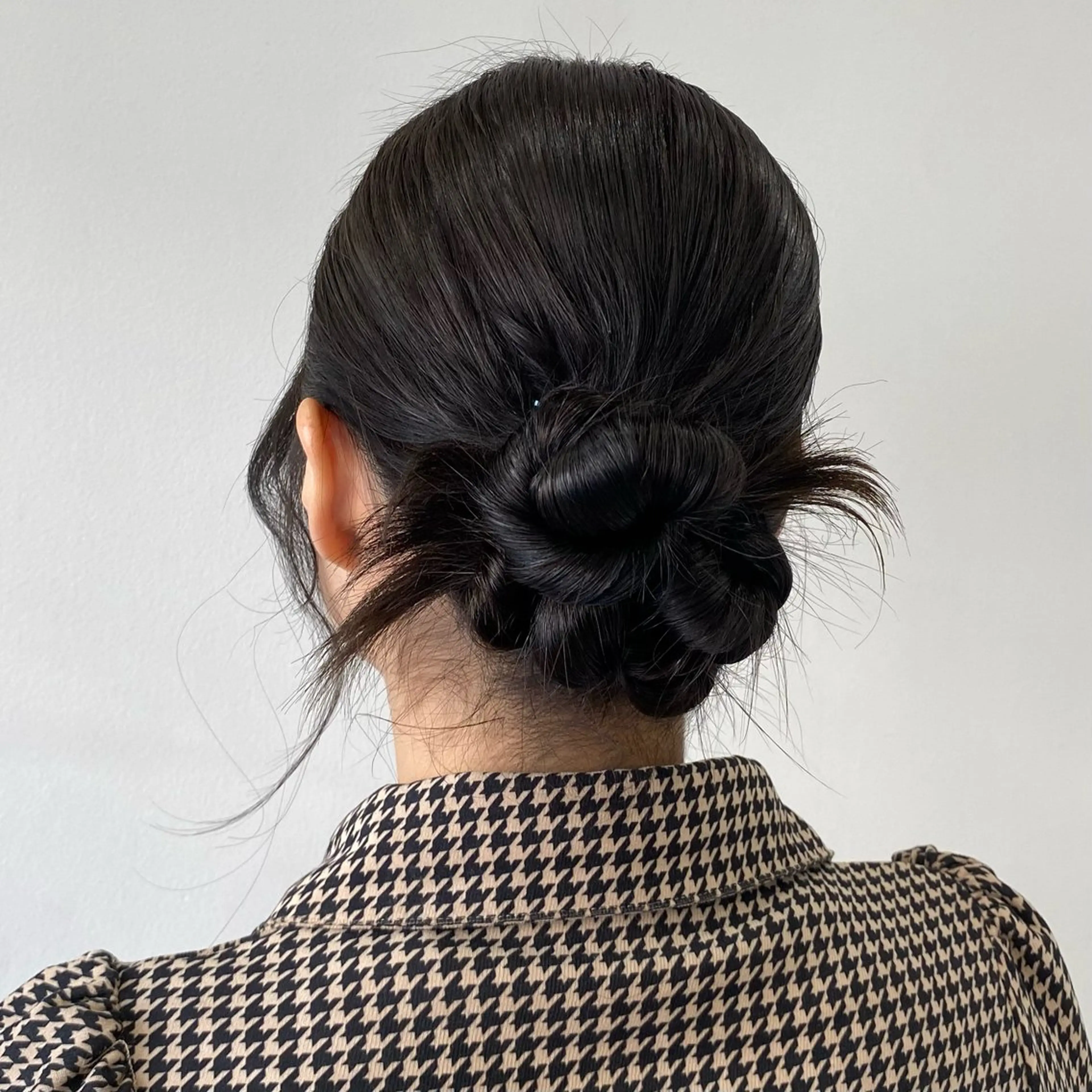 ミディアム カラー ヘアアレンジ 黒髪 ヘアセット 髙木美緒🌿 レイヤー/アレンジのヘアスタイル