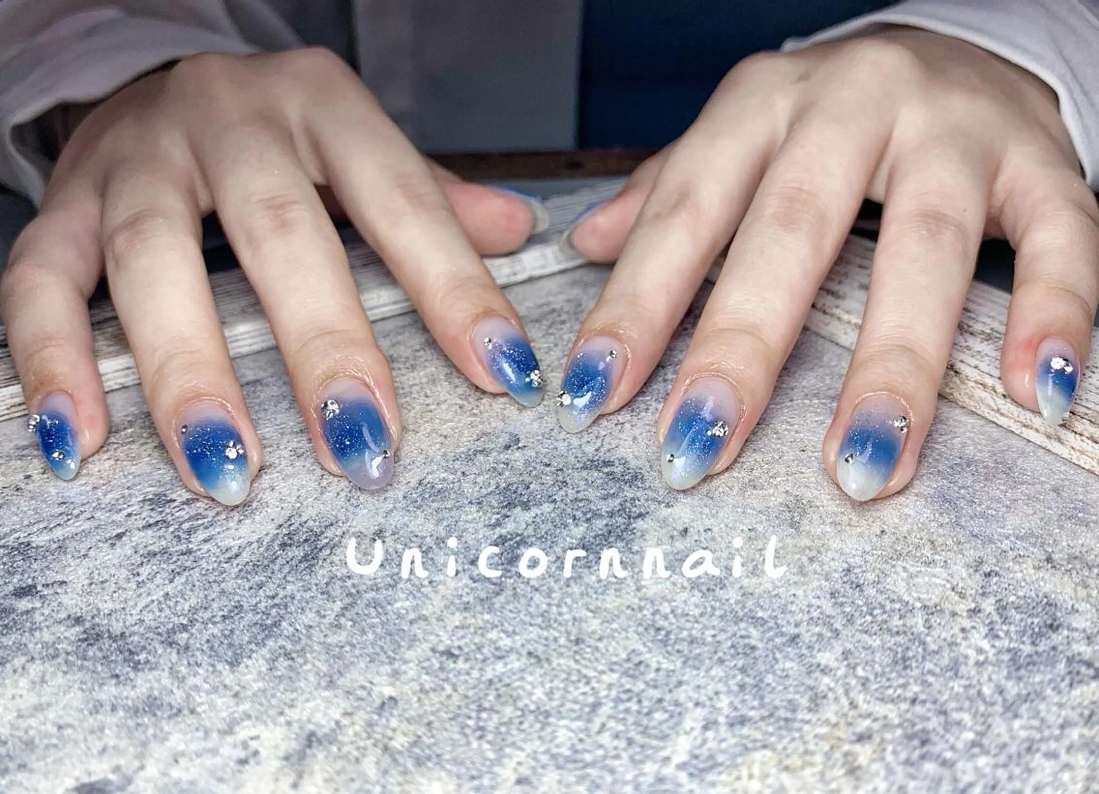 ネイル チークネイル UnicornNail所属・Unicorn Nail 矢場町店のネイルデザイン