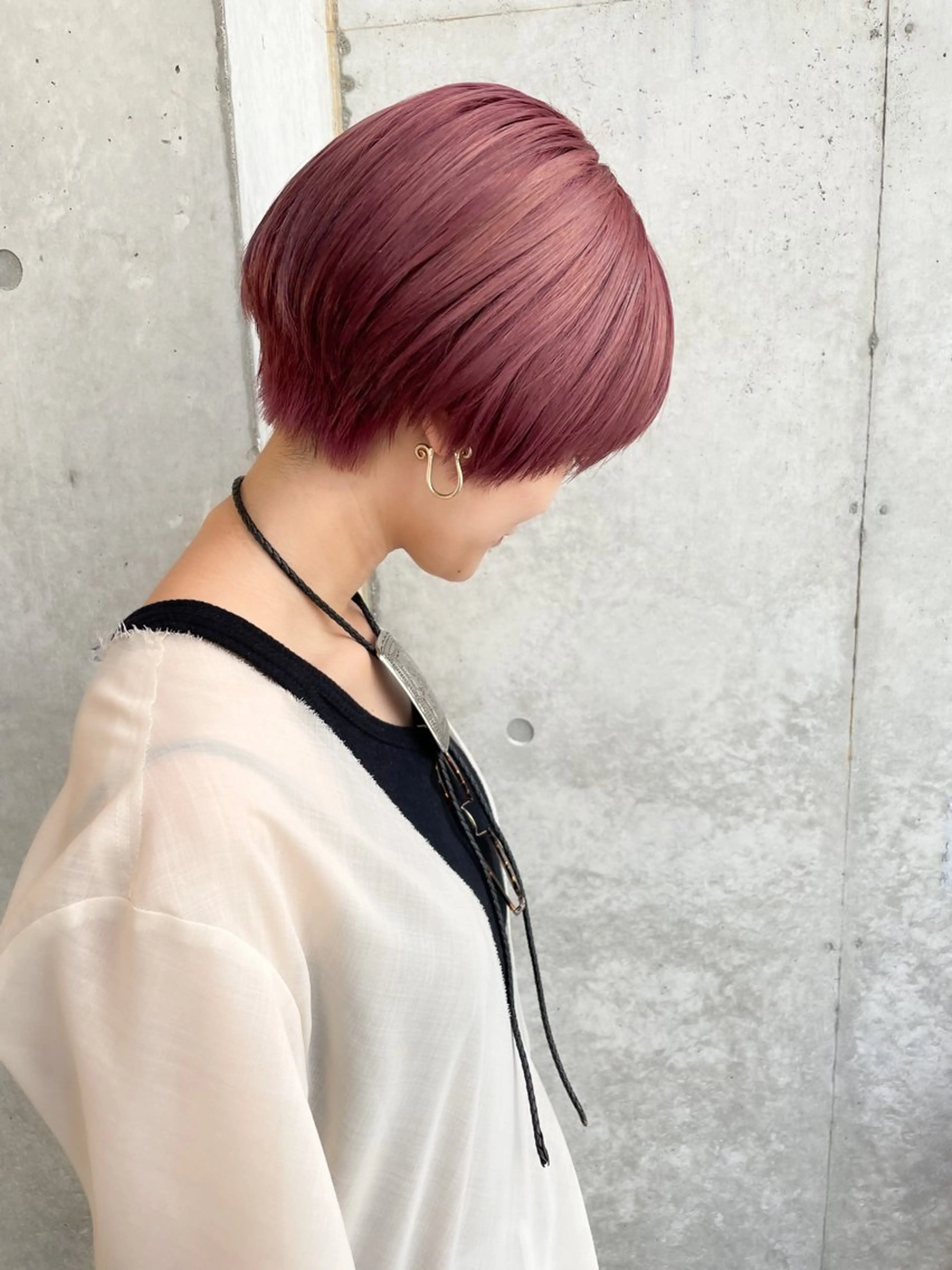 ショート カラー ヘアアレンジ ミニボブ/ブリーチ 🌈MISATOのヘアスタイル