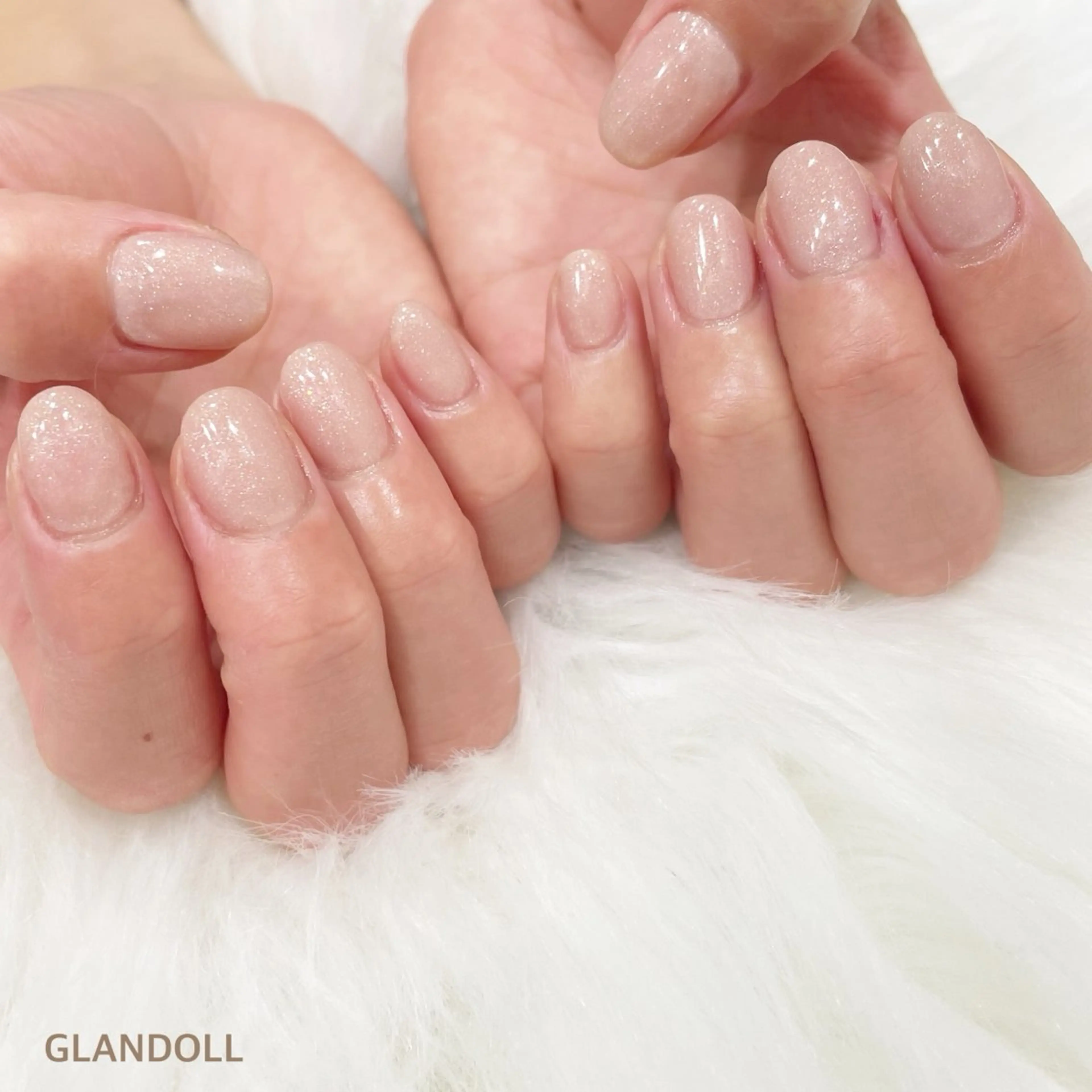 ネイル ラメ(グリッター) ワンカラーネイル ハンドネイル GLANDOLL YURIのネイルデザイン