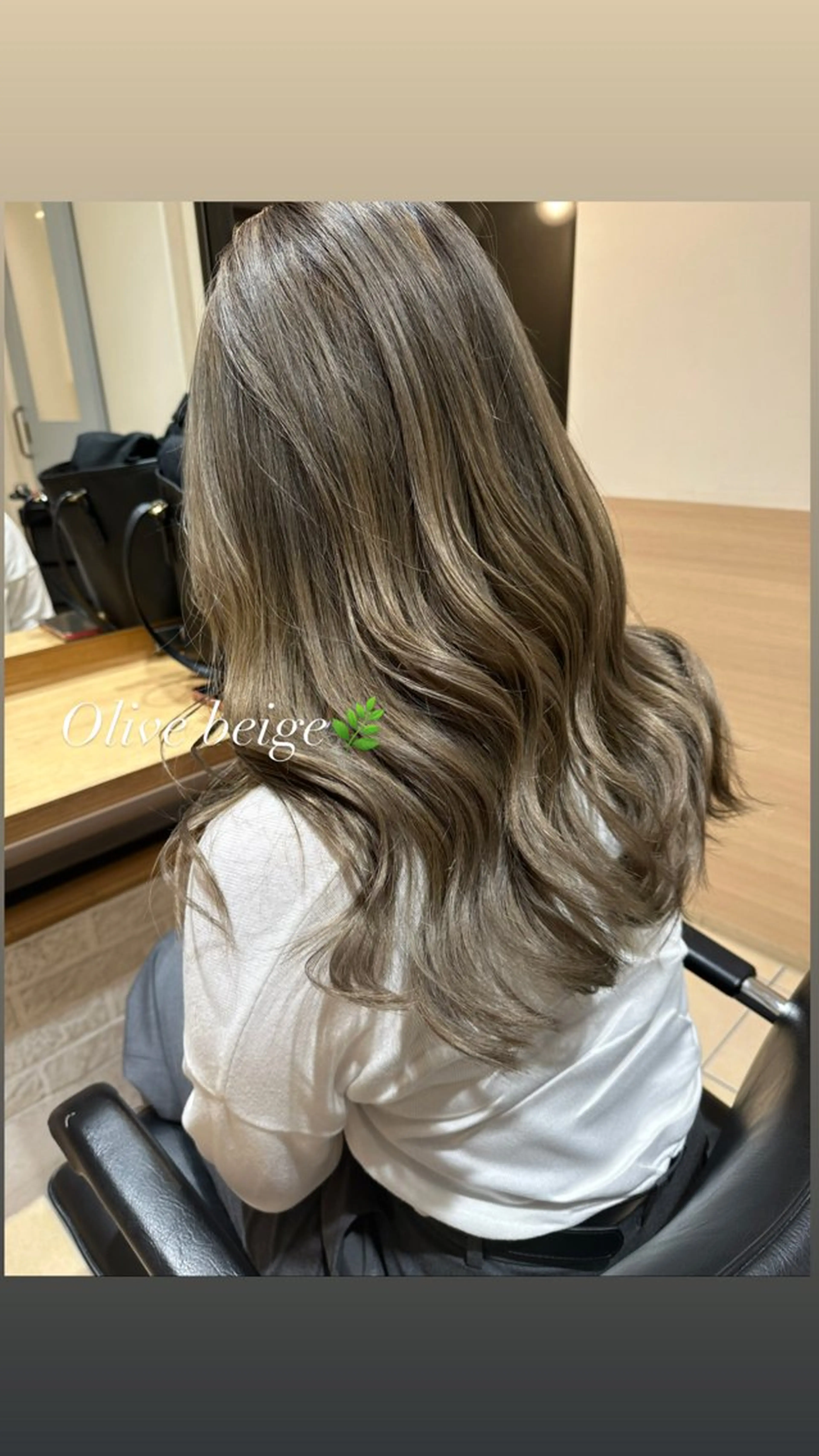 ロング カラー ベージュカラー ブリーチ ブラウンカラー ケアカラー ハイトーンカラー ヘアカラー GO TODAY SHAiRE SALON所属・天野 瑠真のヘアスタイル