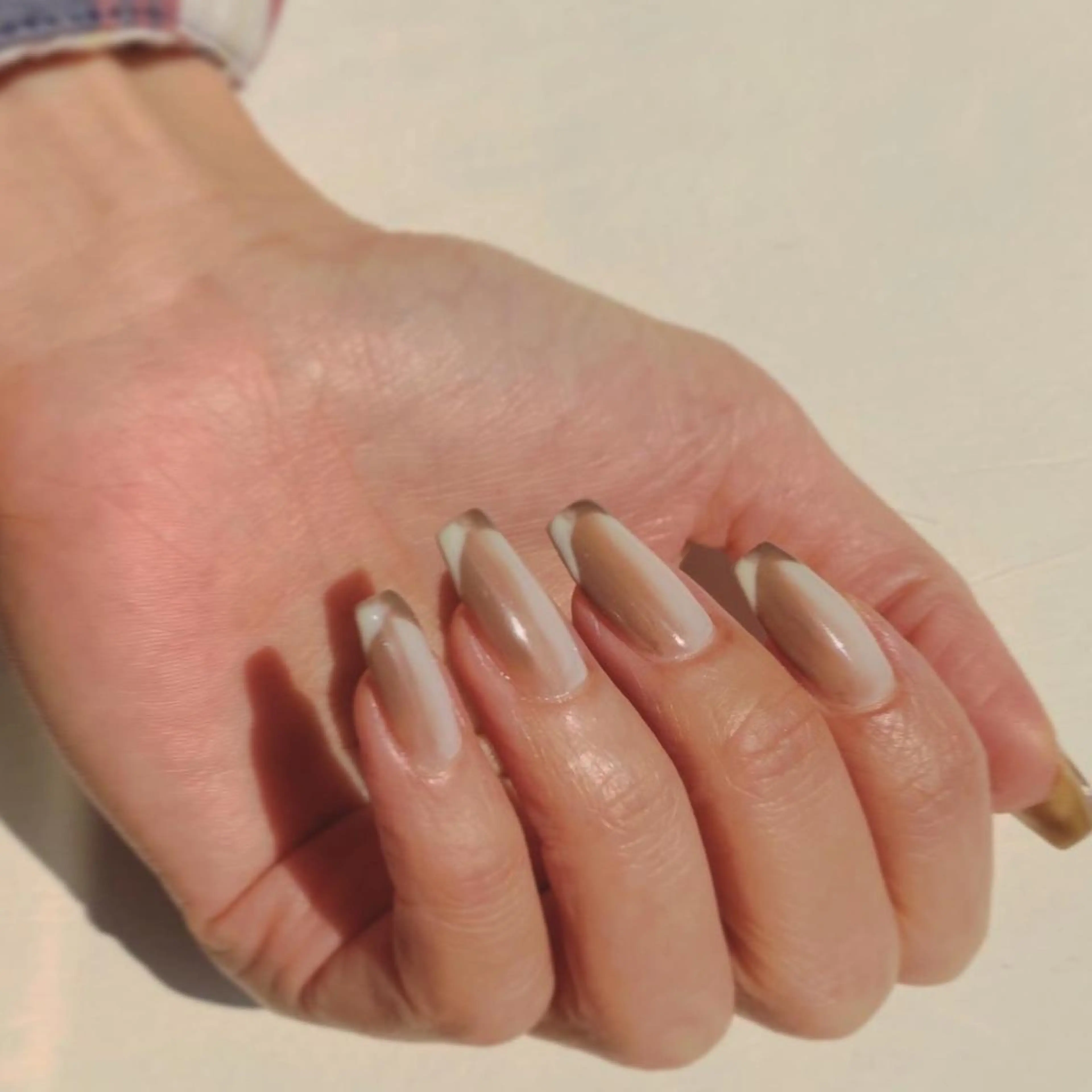 ネイル フレンチネイル オンブレフレンチ ハンドネイル plunail mikiのネイルデザイン