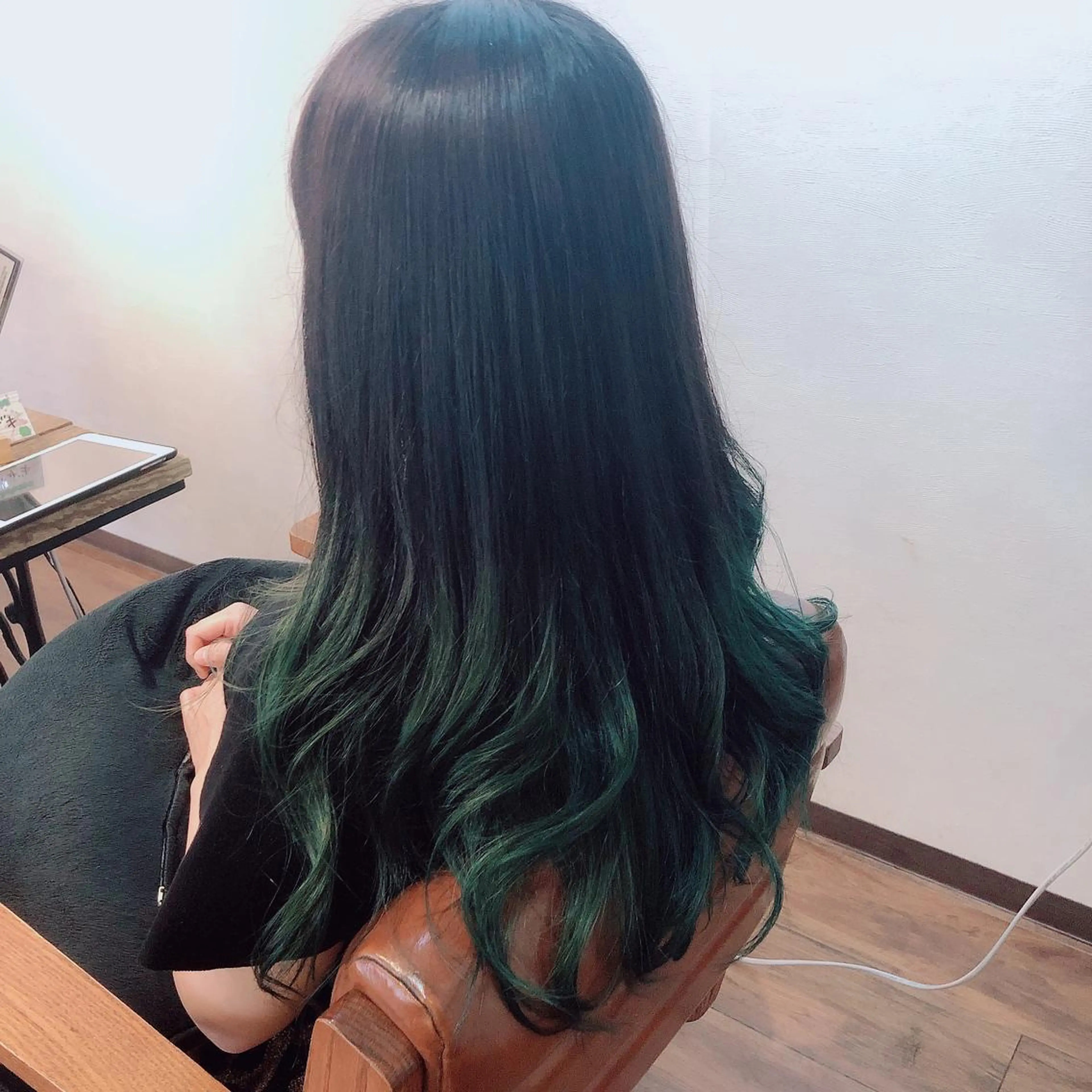 カラー 💇🏼ショートヘア お任せ💁🏻‍♂️のヘアスタイル