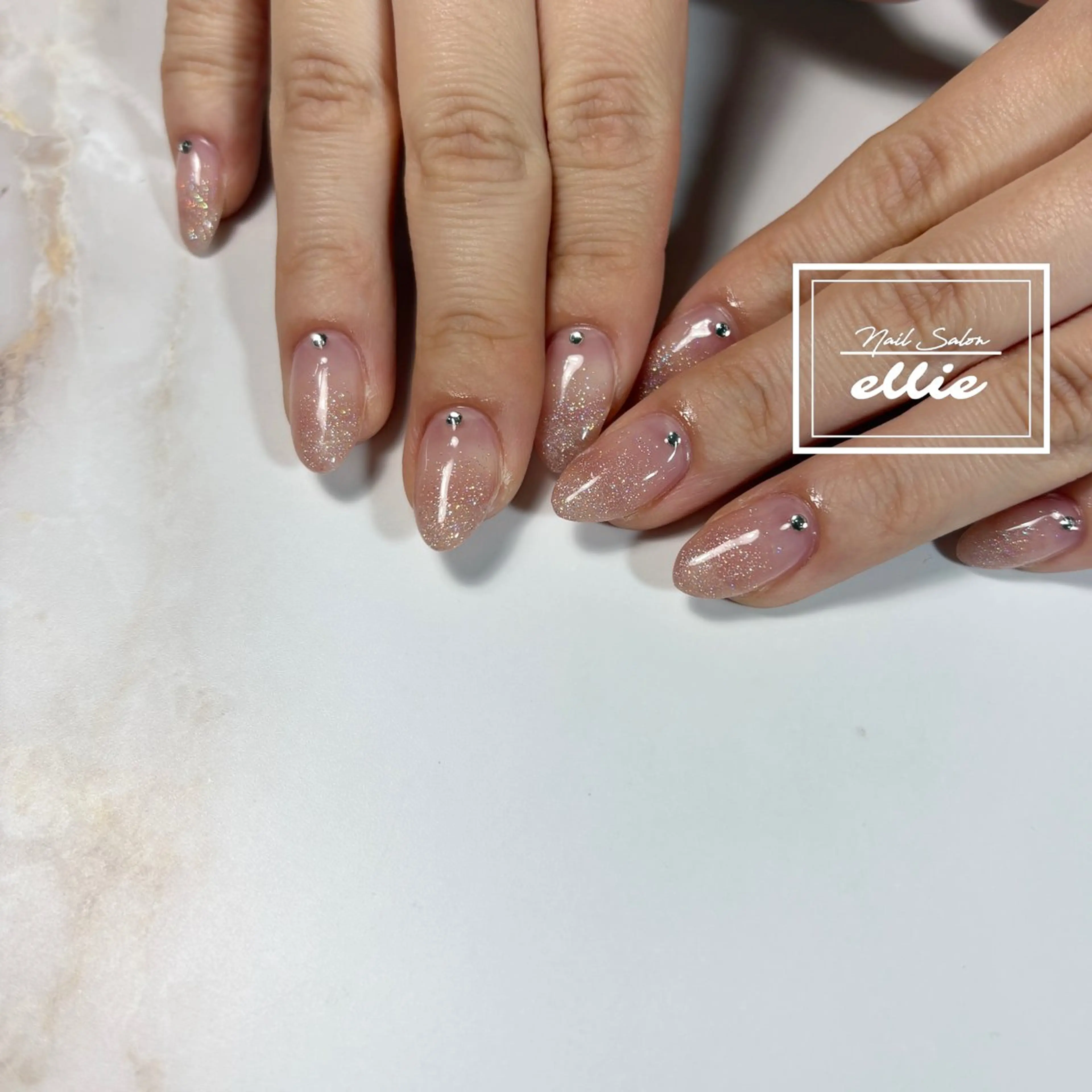 ネイル ハンドネイル Nail Salon ellie 🐣のネイルデザイン