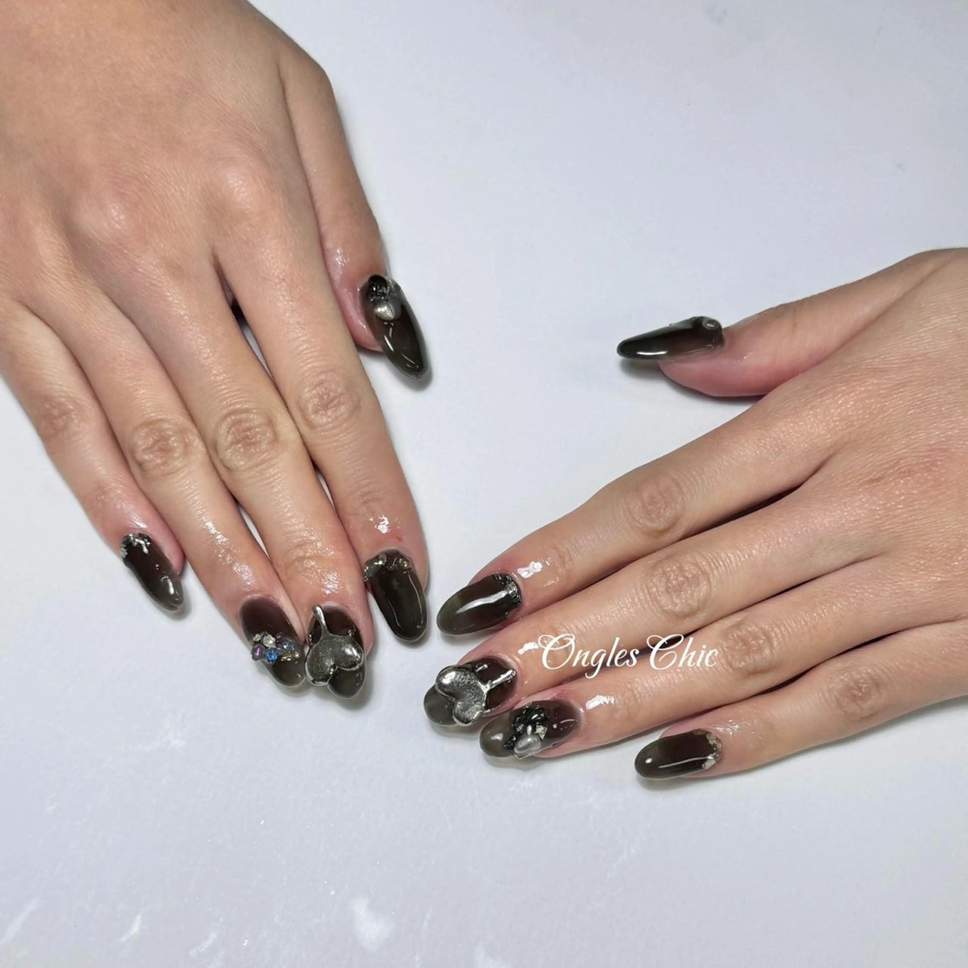 ネイル ハンドネイル ongles chic24時間営業のネイルデザイン