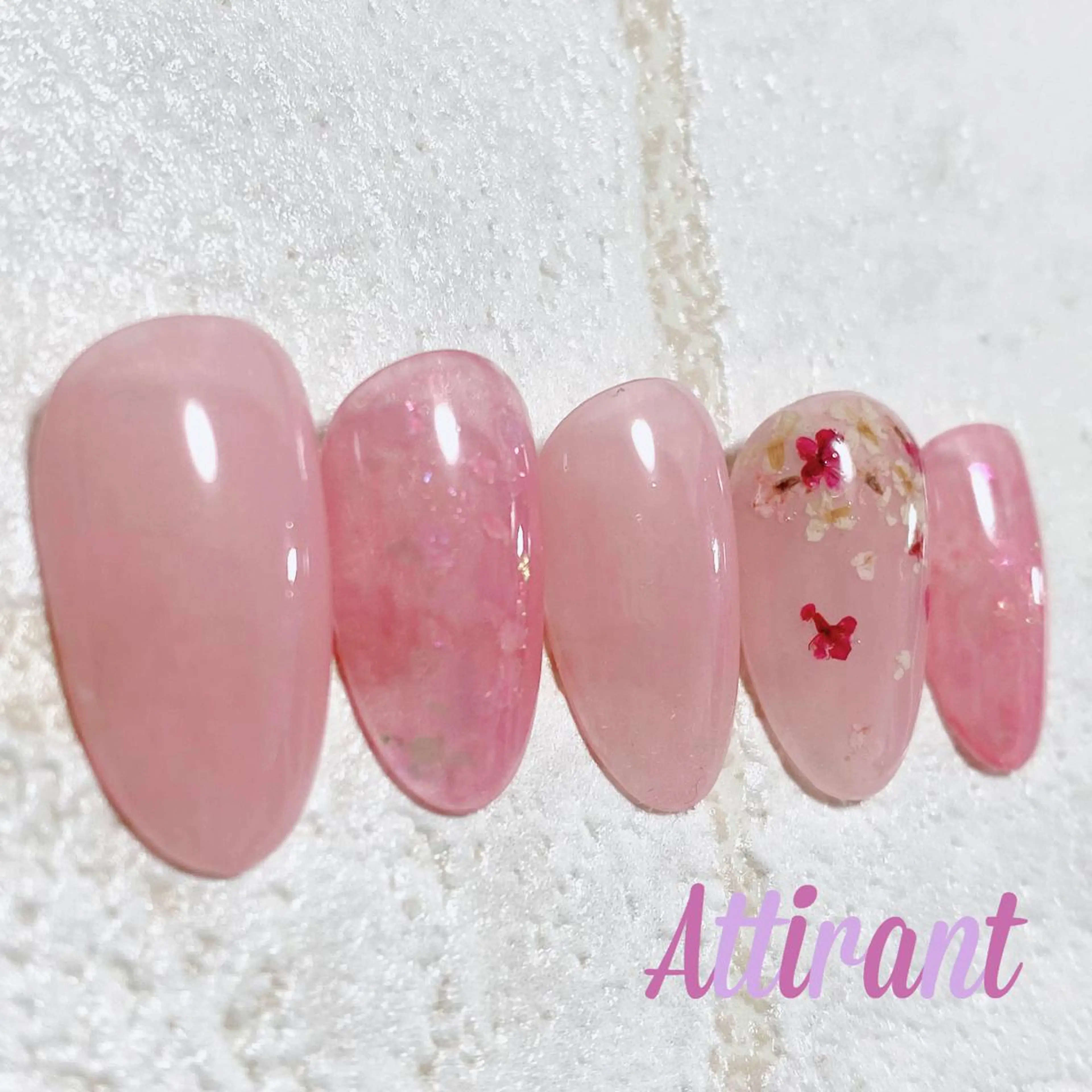 ネイル ネイルサロン アティロン所属・ネイルサロン アティロンのネイルデザイン