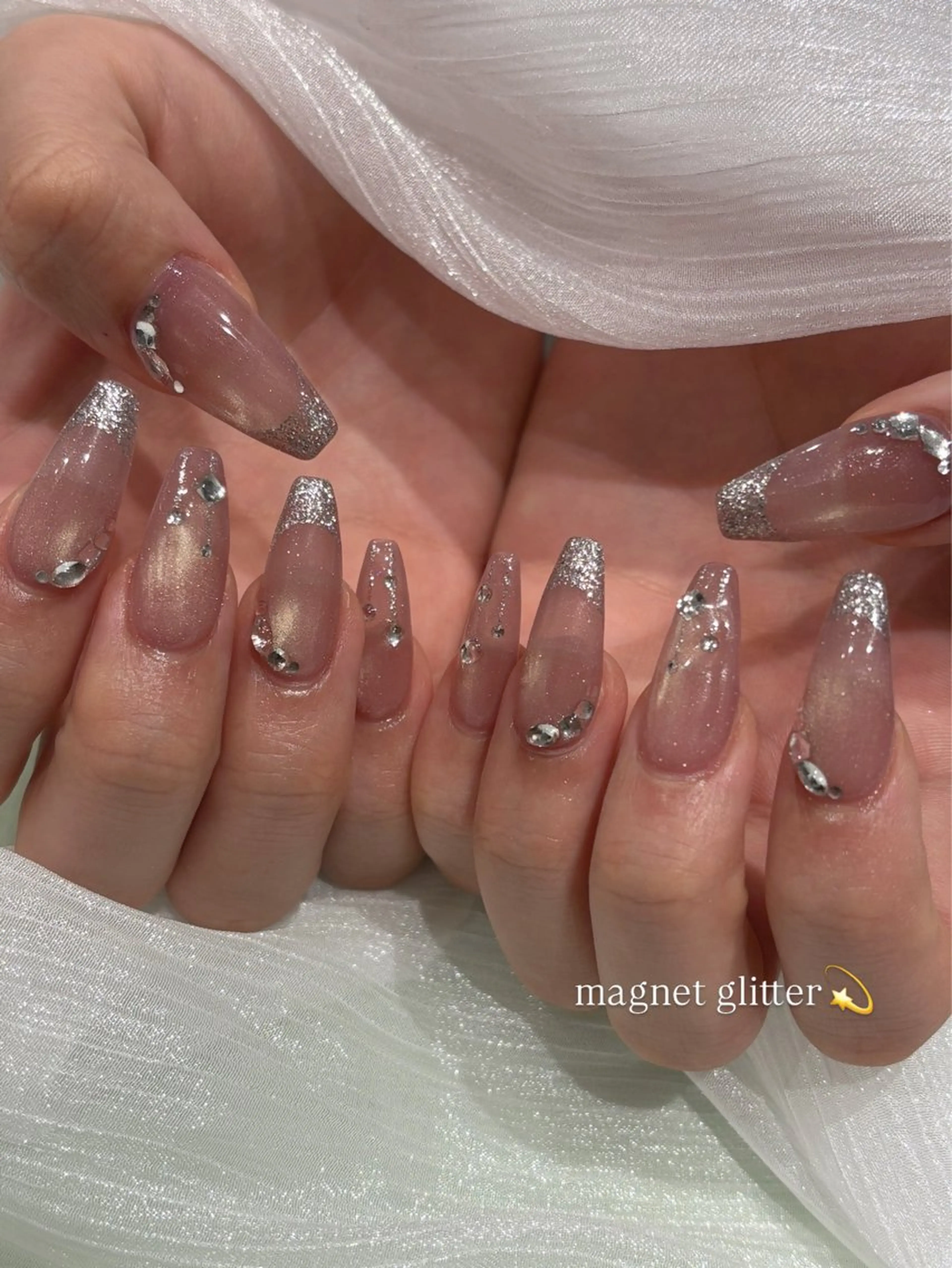 ネイル マグネットネイル ハンドネイル She nail studio 原宿所属・パラジェル有/ スカルプ/mahoのネイルデザイン